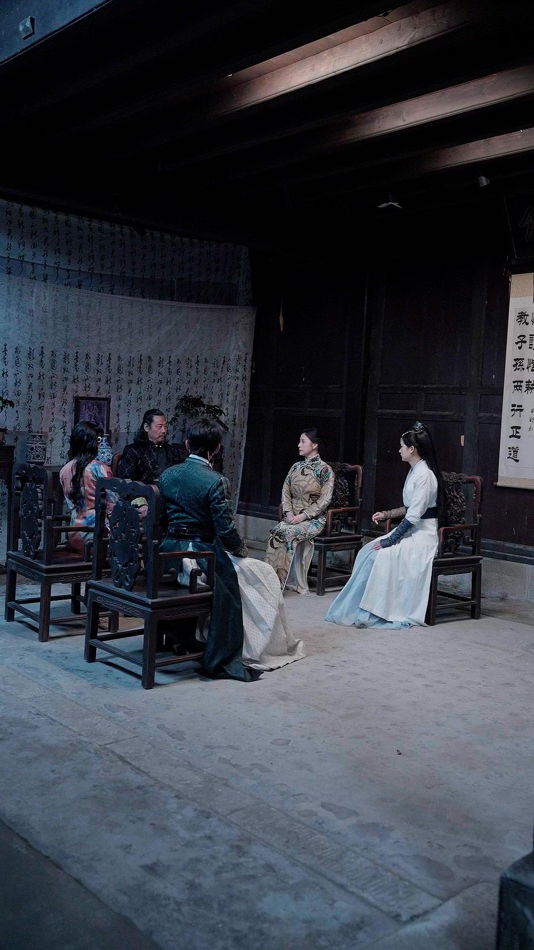 1500년 내공을 품은 그녀