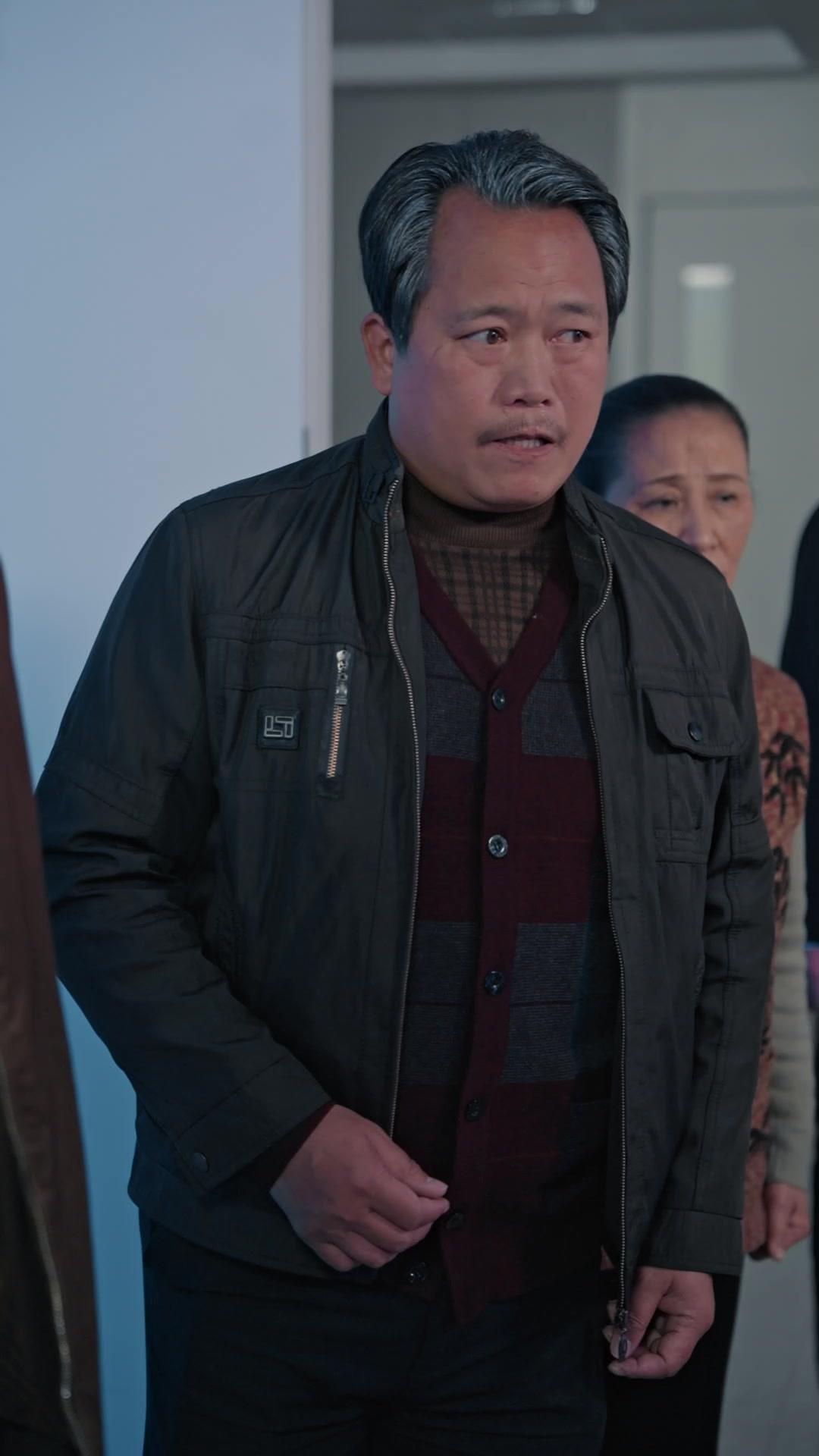 Sposa Lontana, Padre al Salvataggio