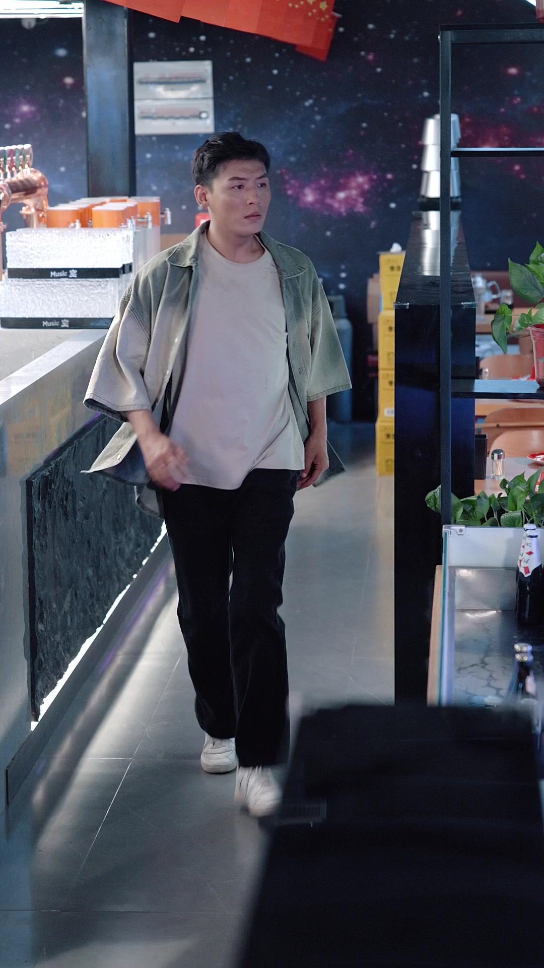 CEO Cantik Naksir Aku