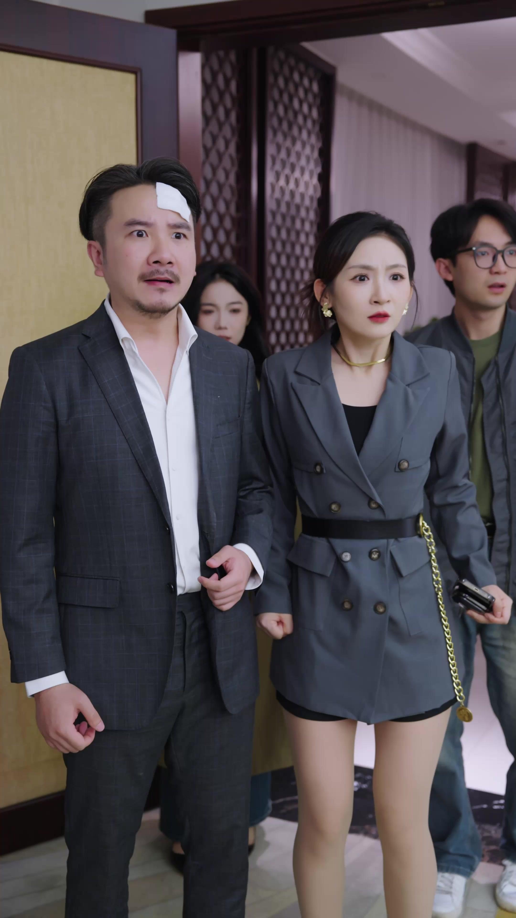 Hạnh Phúc Trao Em 