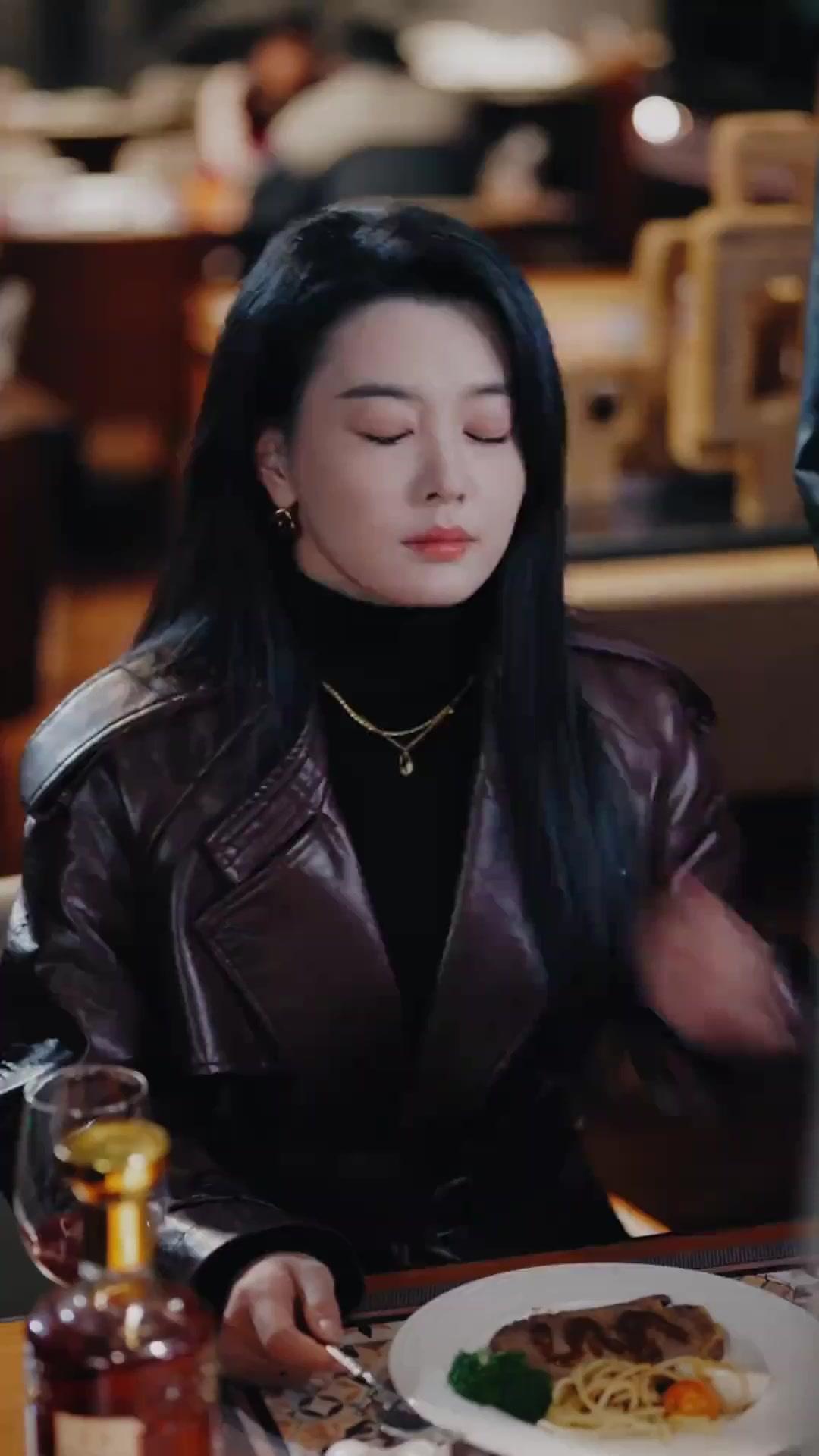 (Doblado) ¡Mi esposa es una Bandida!