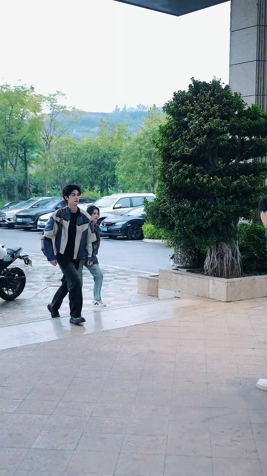 (더빙) 가난한 내가, 여왕이 되었다