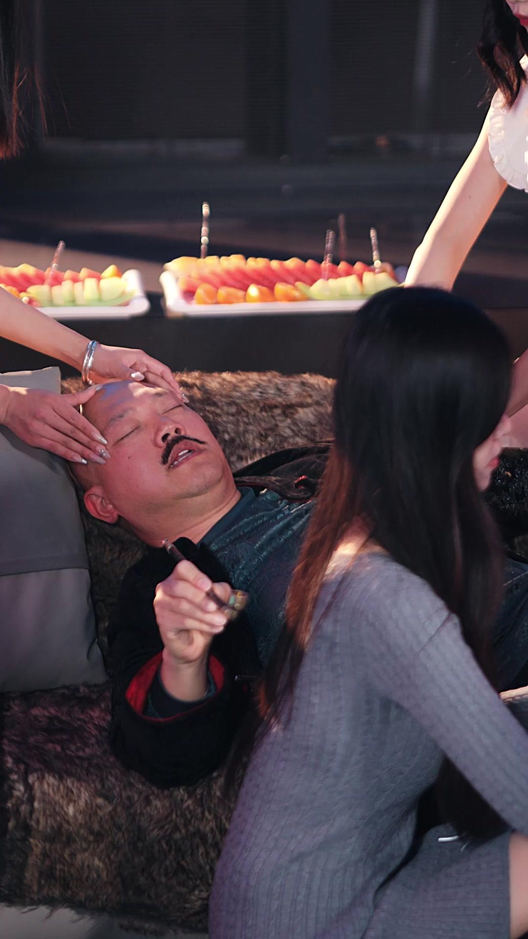 Mi reina, sin piedad e imbatible