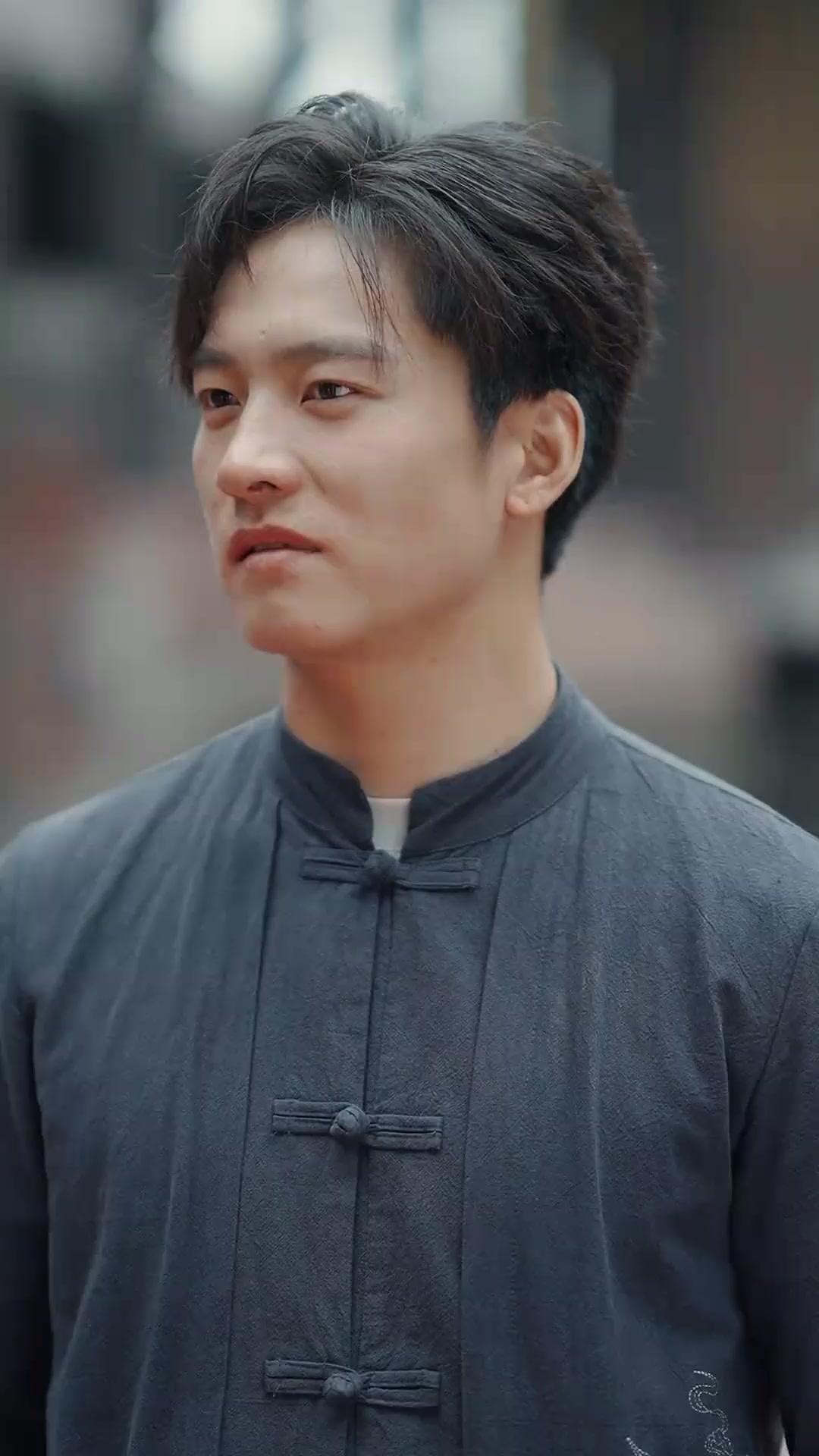 (Doblado)Ascenso del proscrito