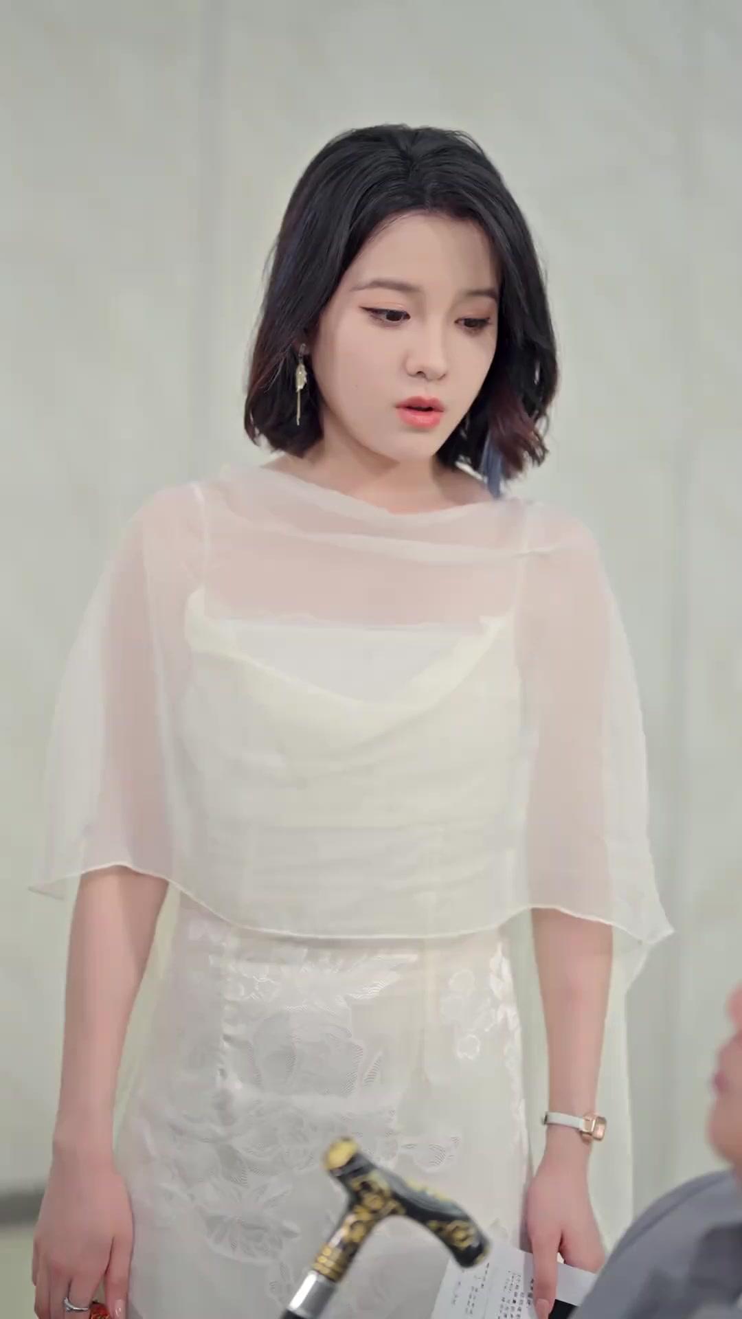 Hired a Billionaire as Baby’s Dad 