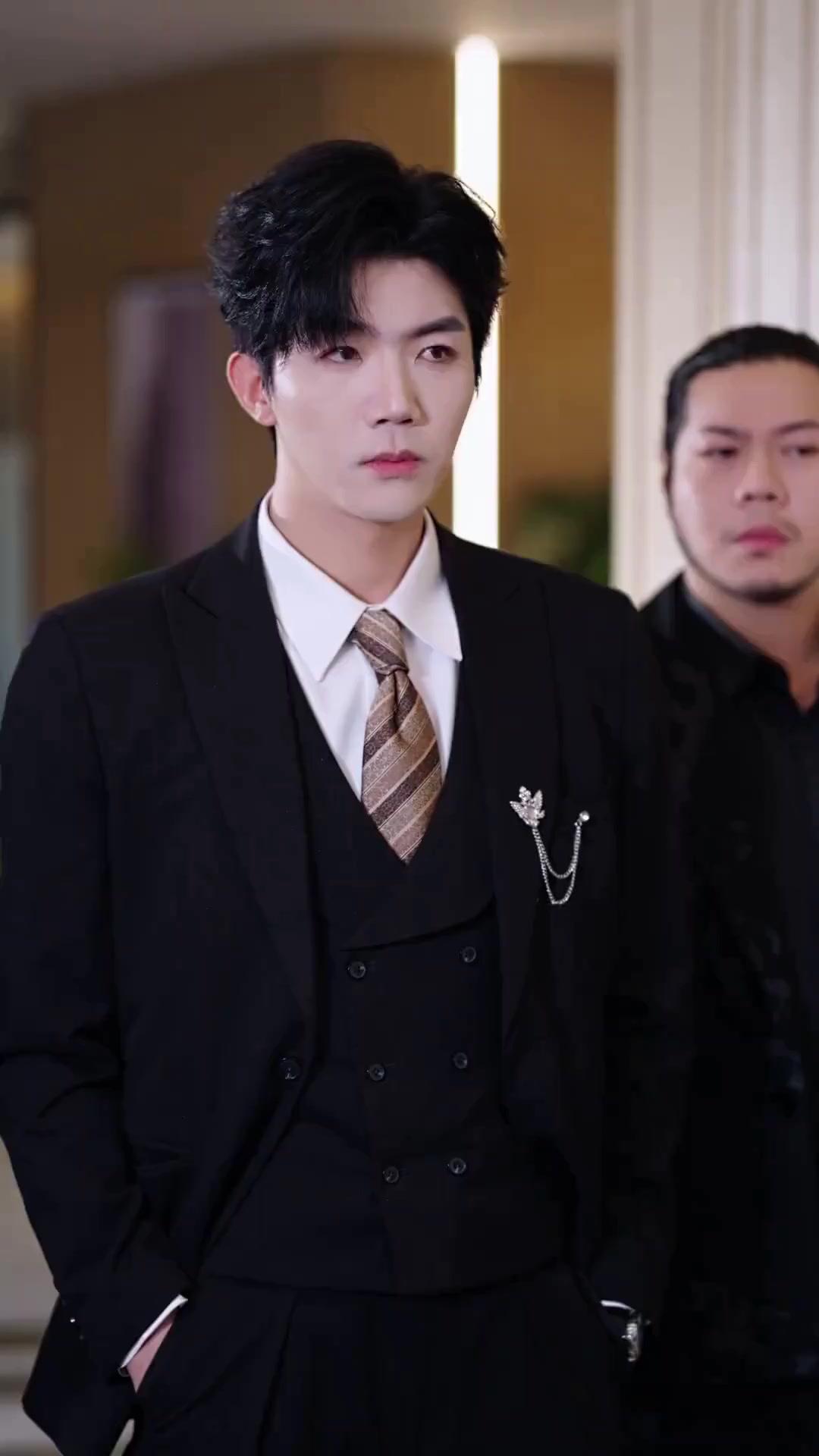 (더빙) 정규직 하나로 사모님 되기