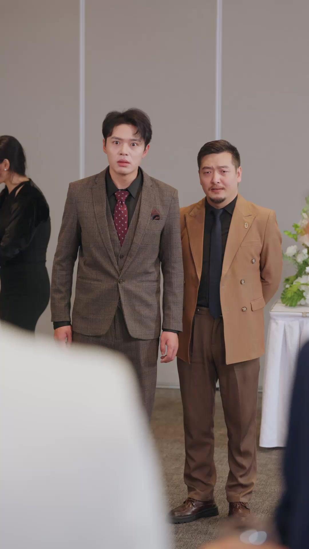 Nama Saya, Bos Akhir