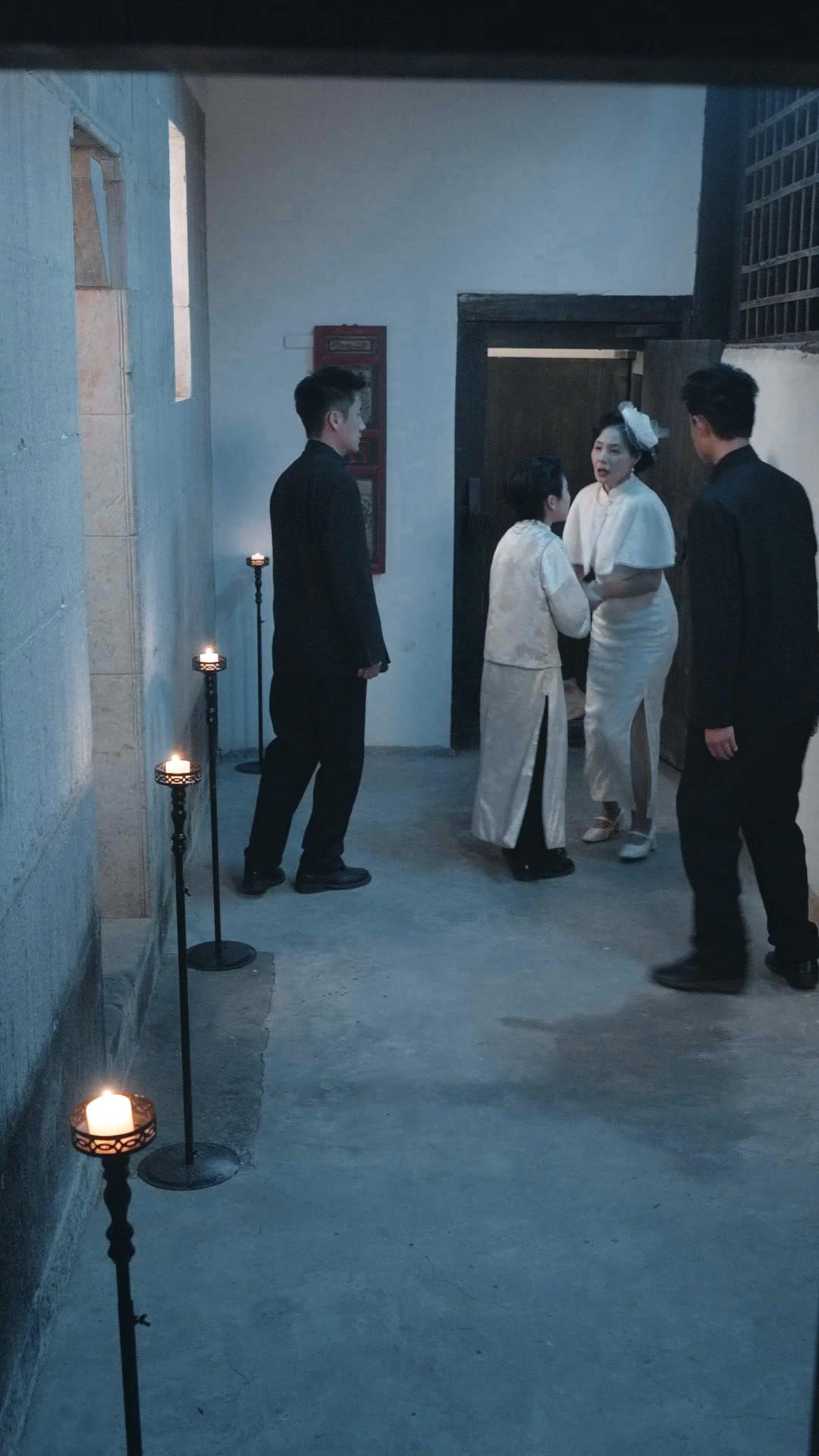 À Sombra do Reconhecimento