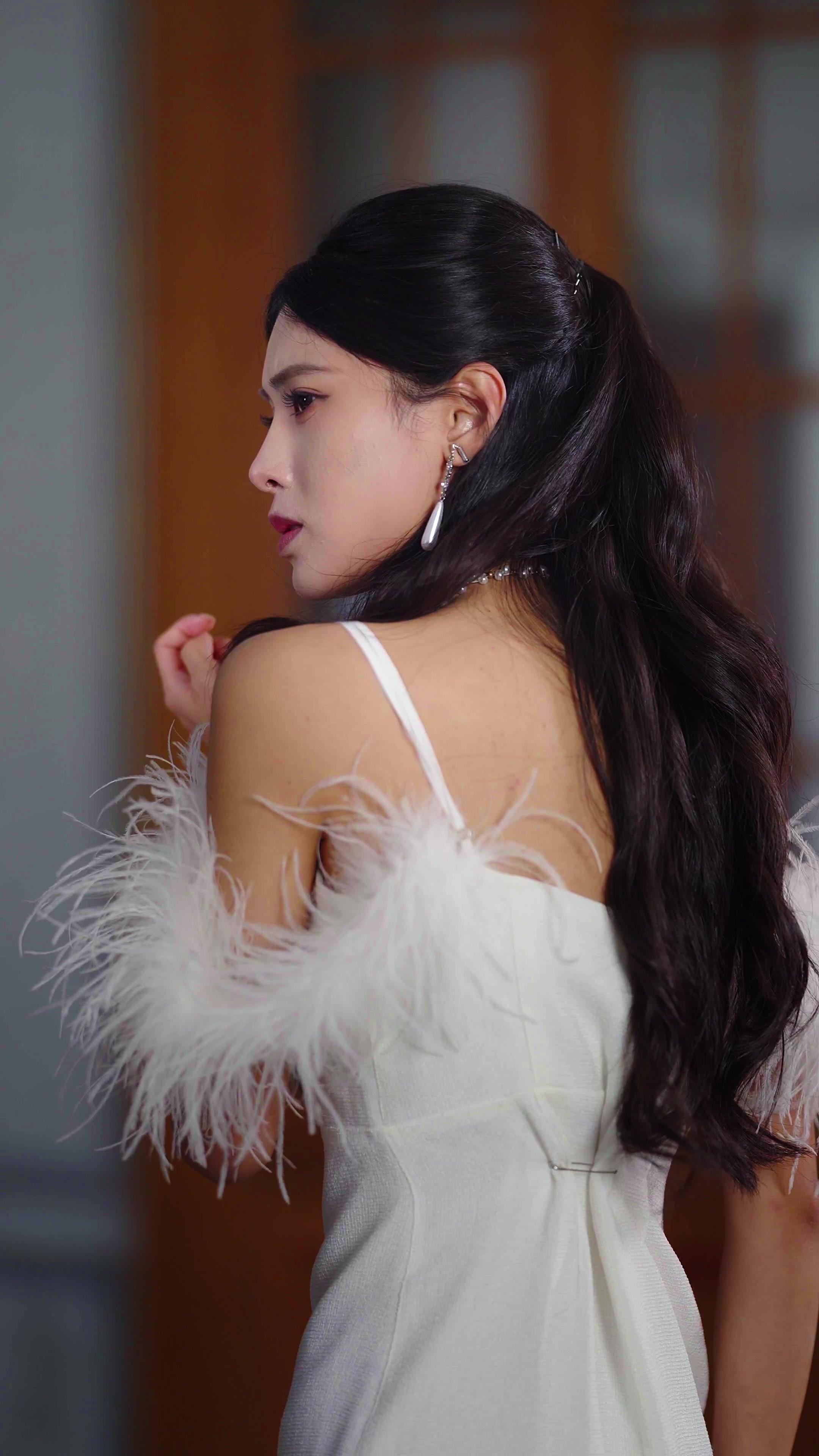 Contract? Oops, I’m in Love!