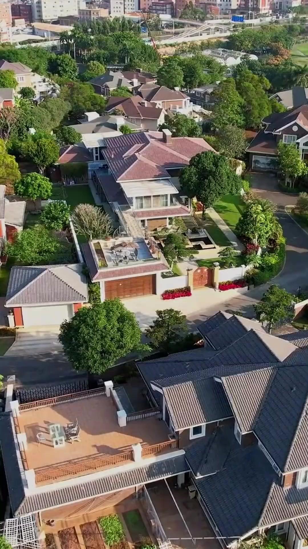 貧困姉妹ｘ富豪兄弟 電撃婚