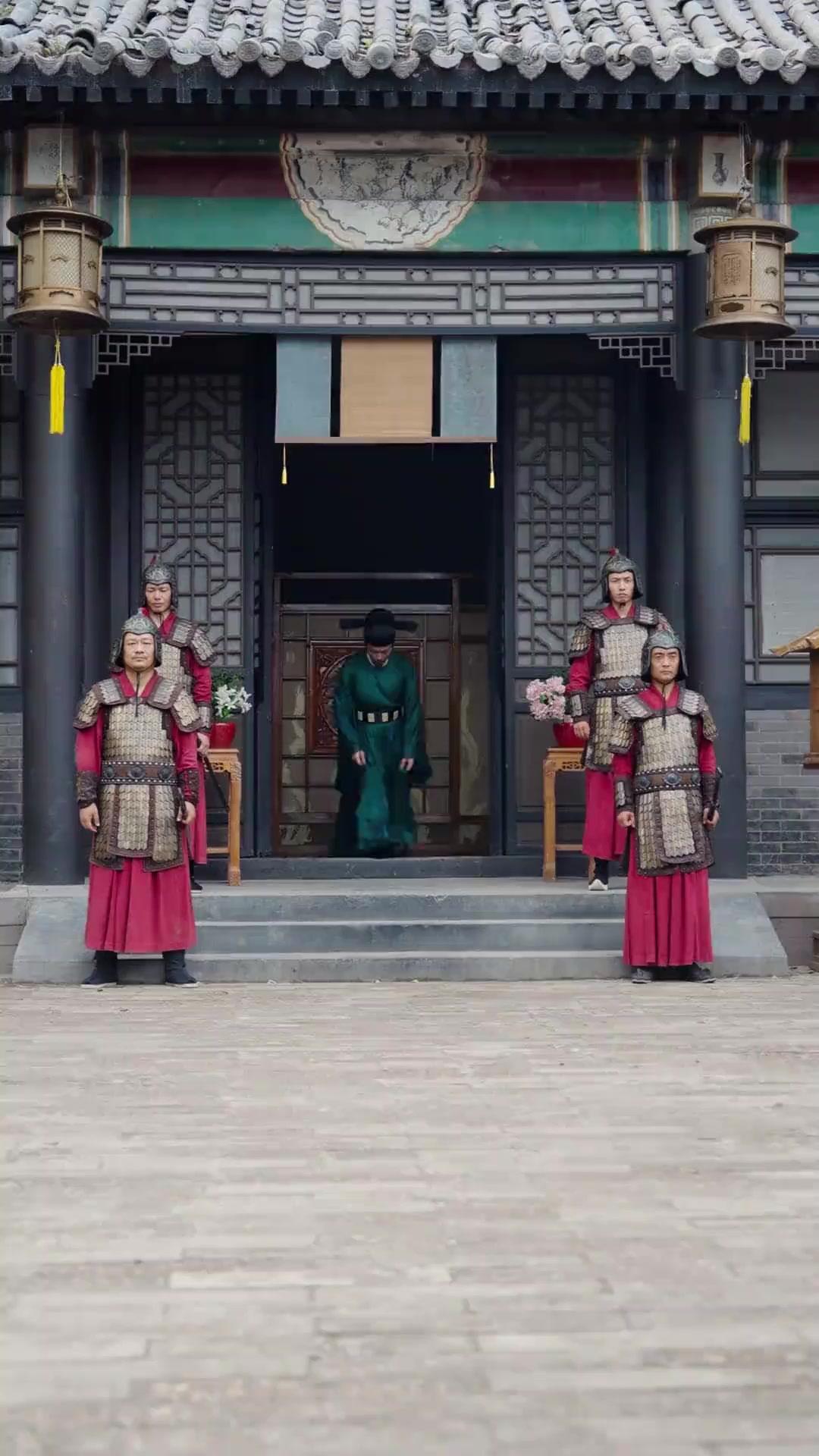 養豚未亡人～「鎮南王」買って上京大騒動~