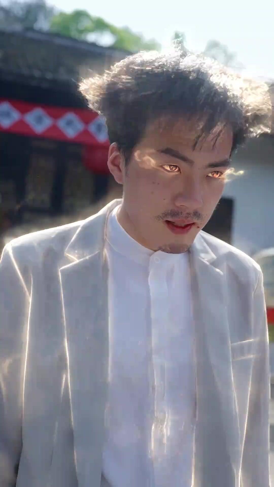 (Dubbed)Wrestle the Night, Kid Lord