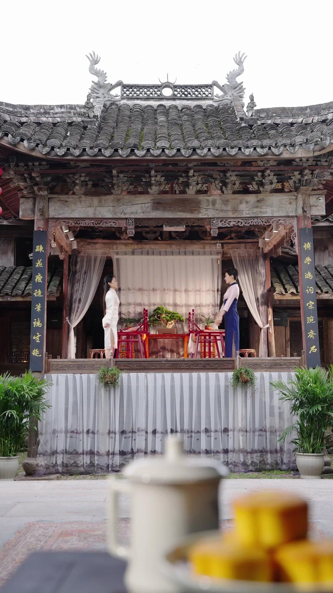 Ratu Benang Tersembunyi