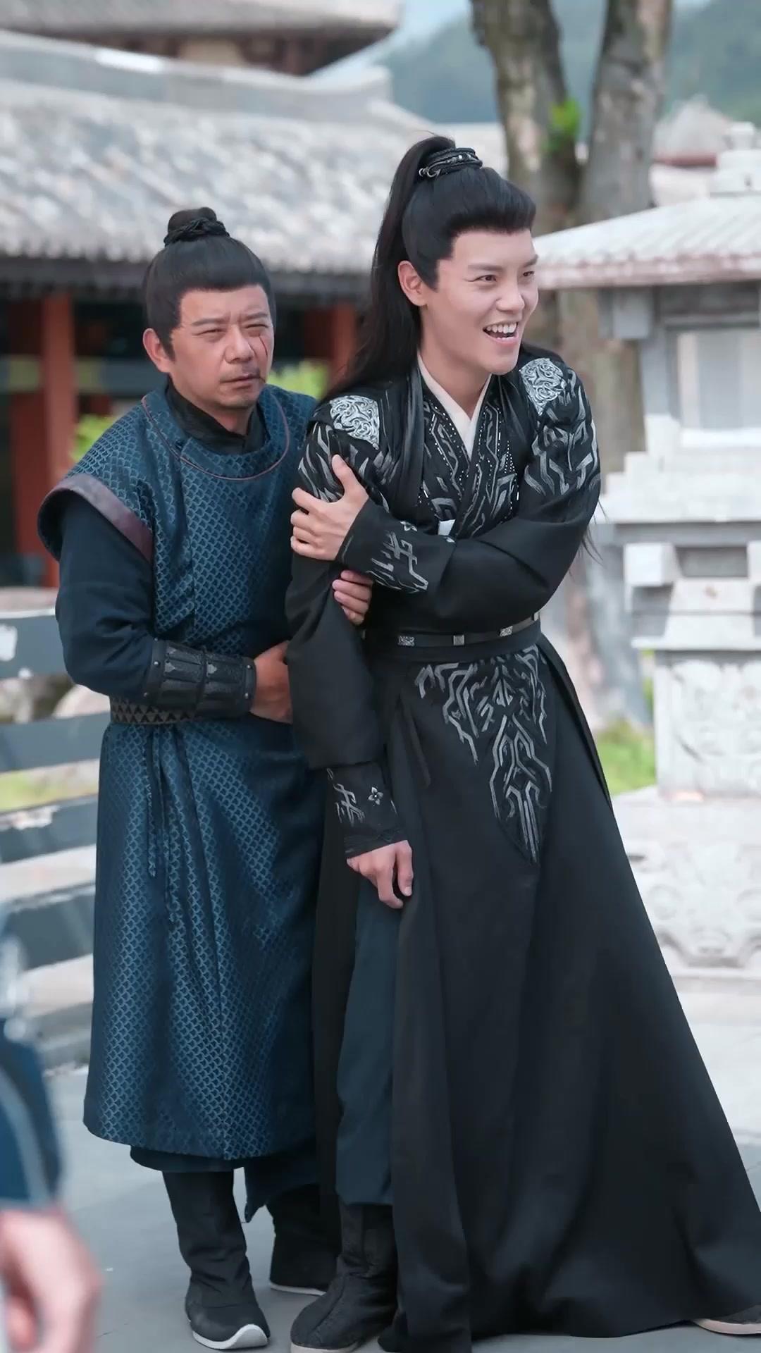 L'ÉVEIL DU PRINCE DÉCHU