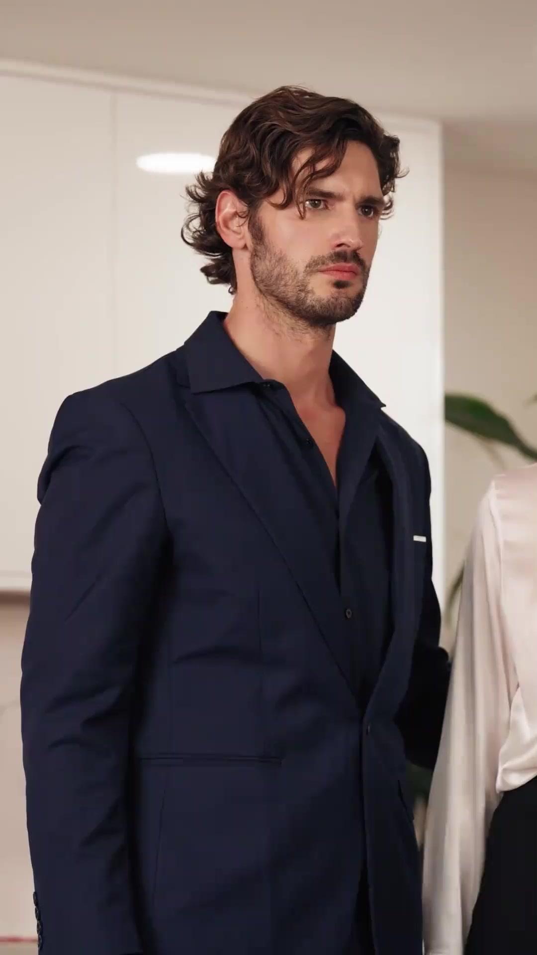 (Dublagem) Meu Chefe, o Garoto de Programa de Natal