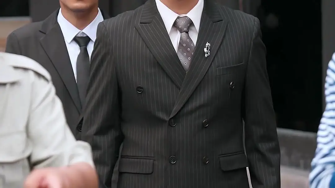 Threads of Reunion: When Silence Screams Louder Than Accusations