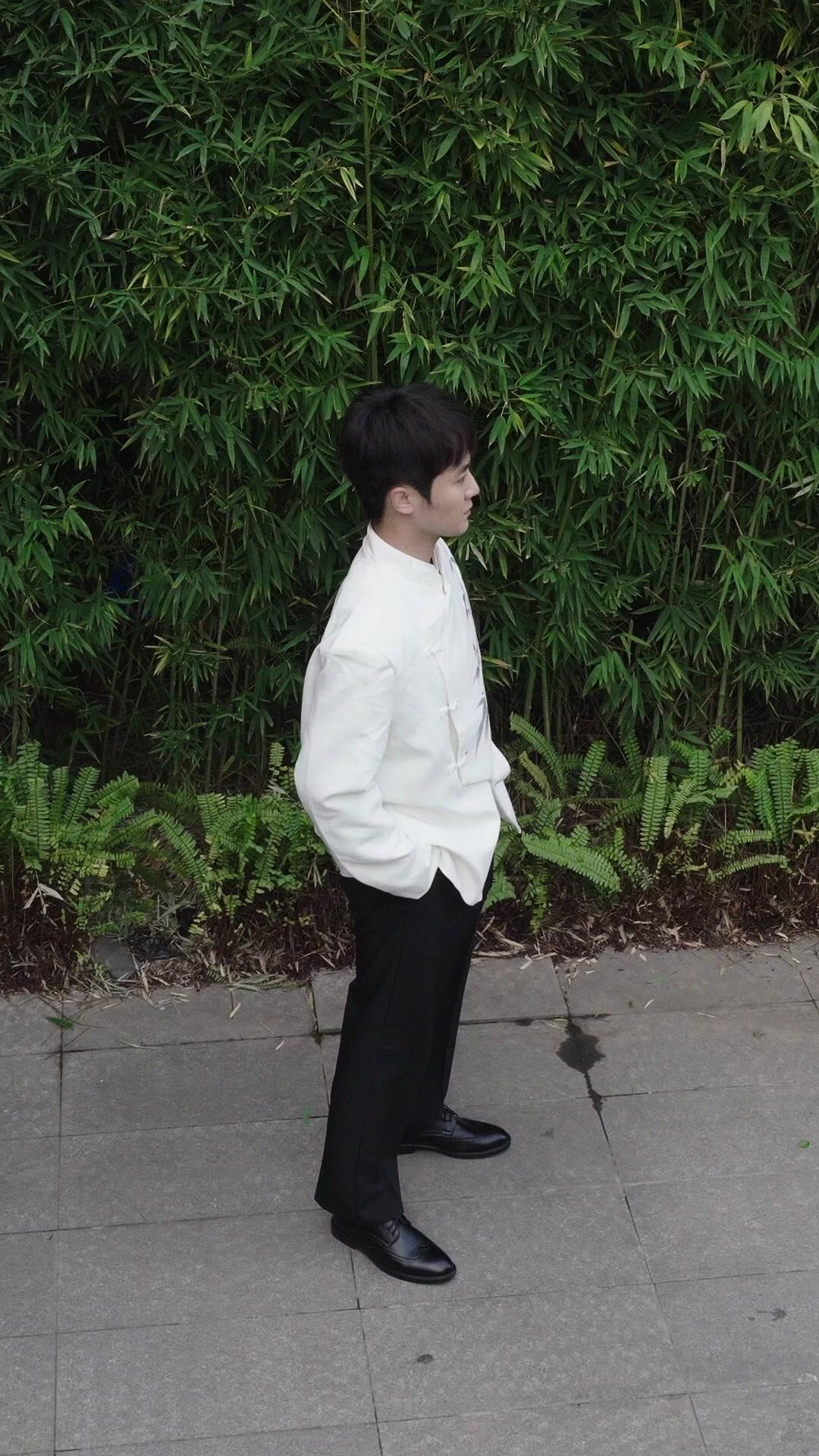 閻羅歸位龍威現