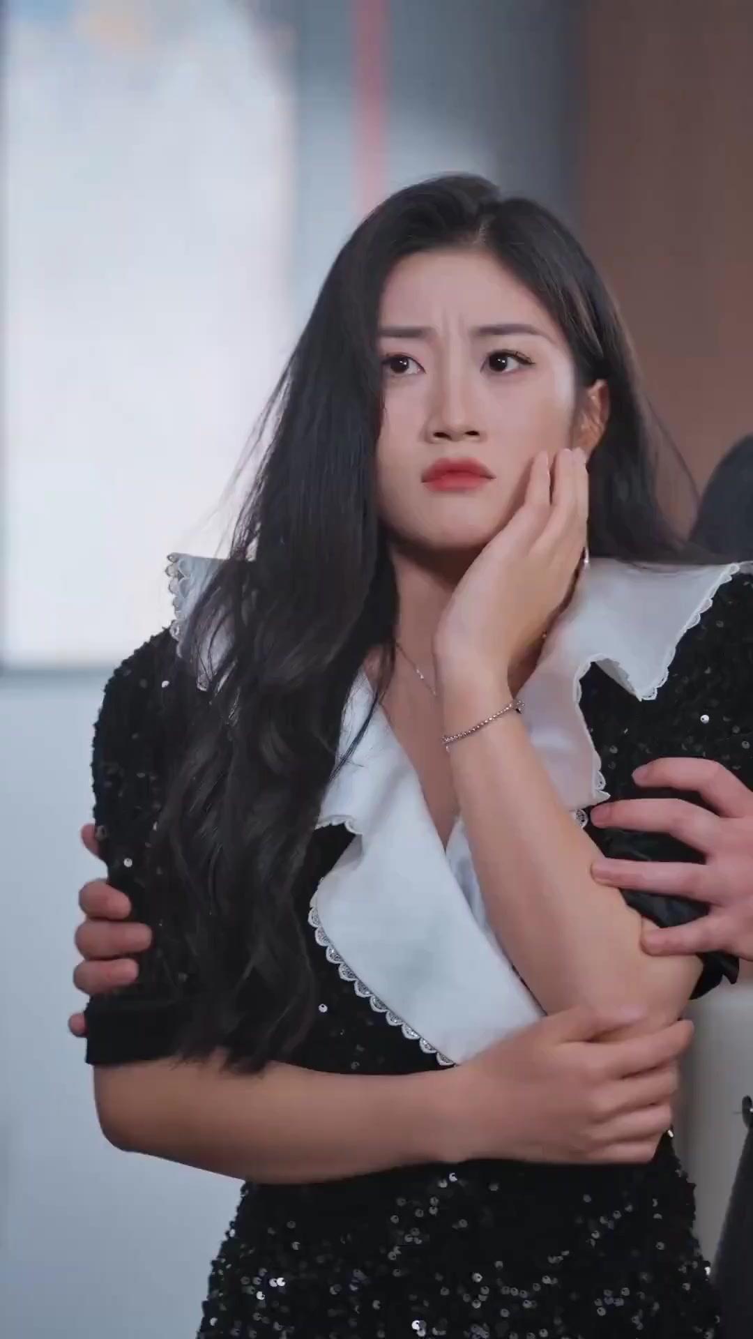 (Dubbed)The Stars Align for Her