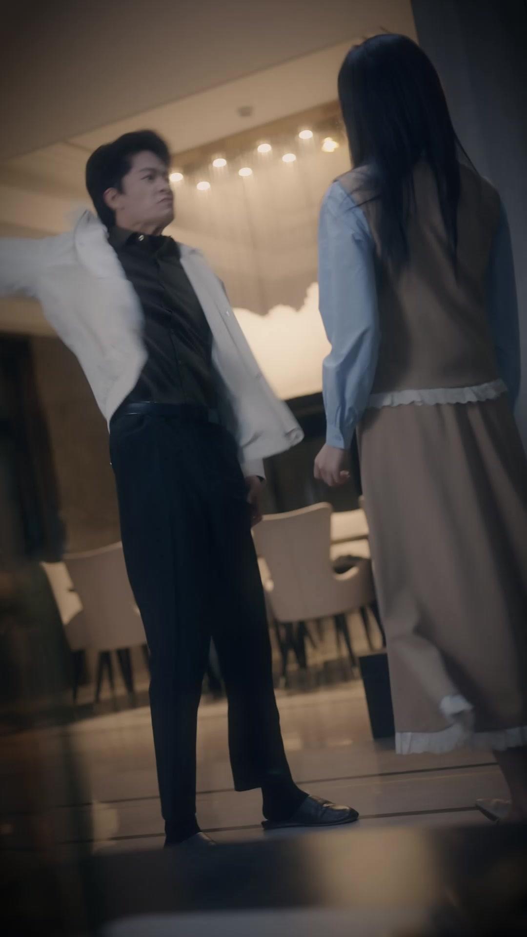 O Kapının Ardında