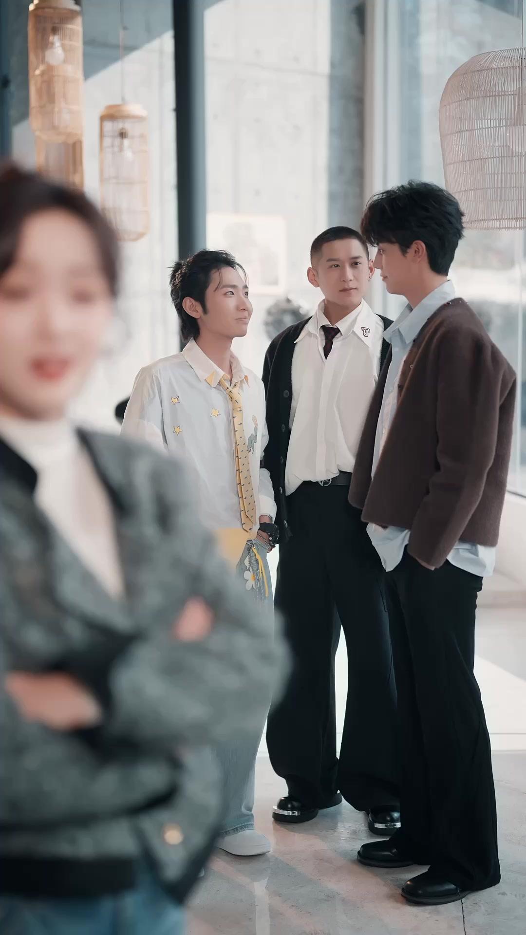 江少別鬧，慕老師很會打