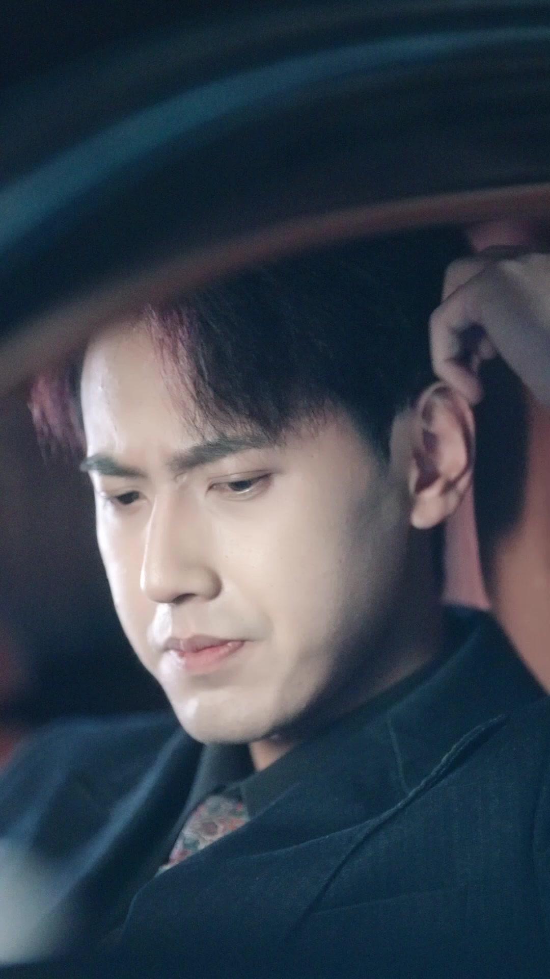 (吹き替え)家族という名の牢獄