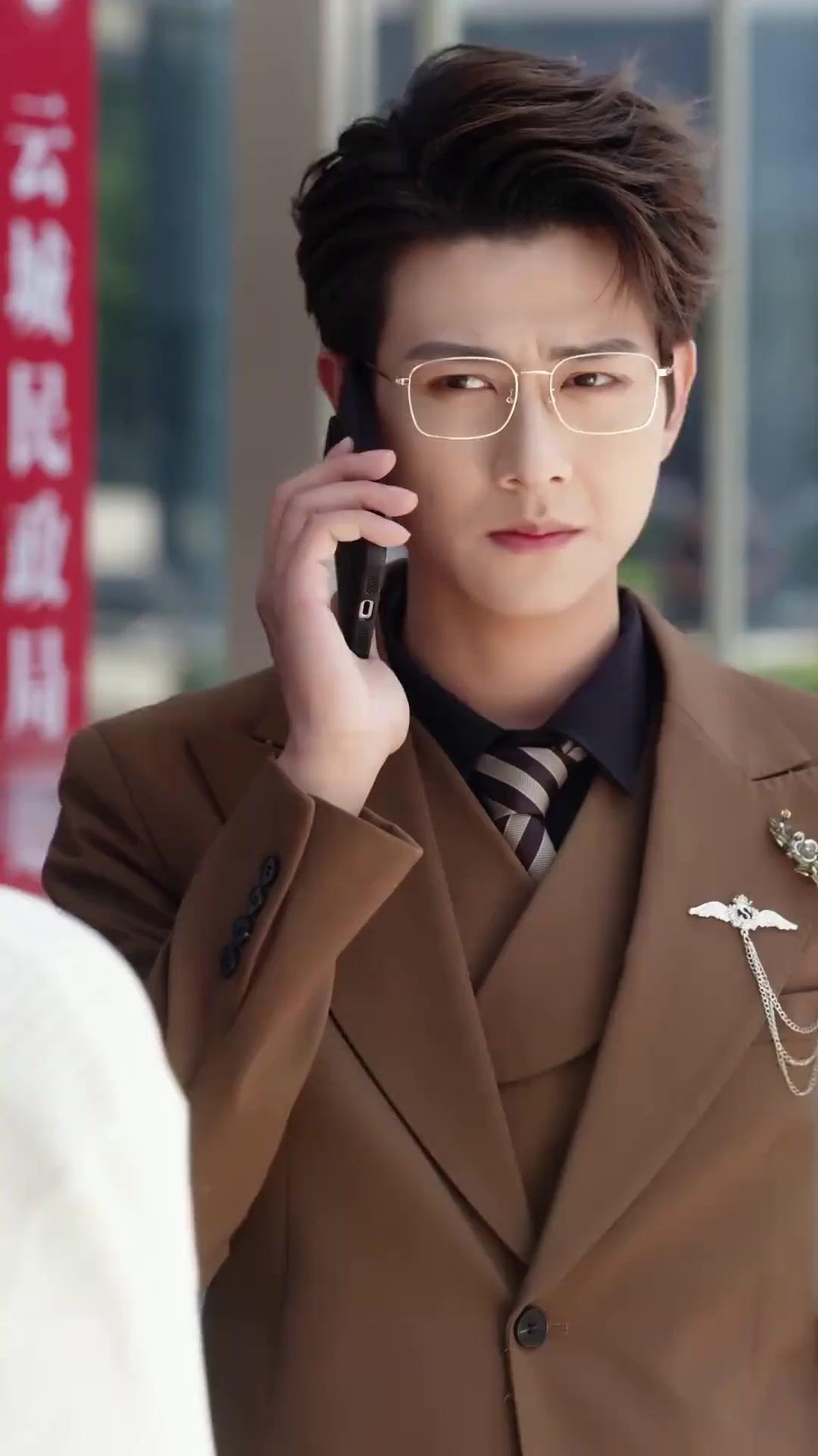 Bos, Jangan Cerai Dulu!