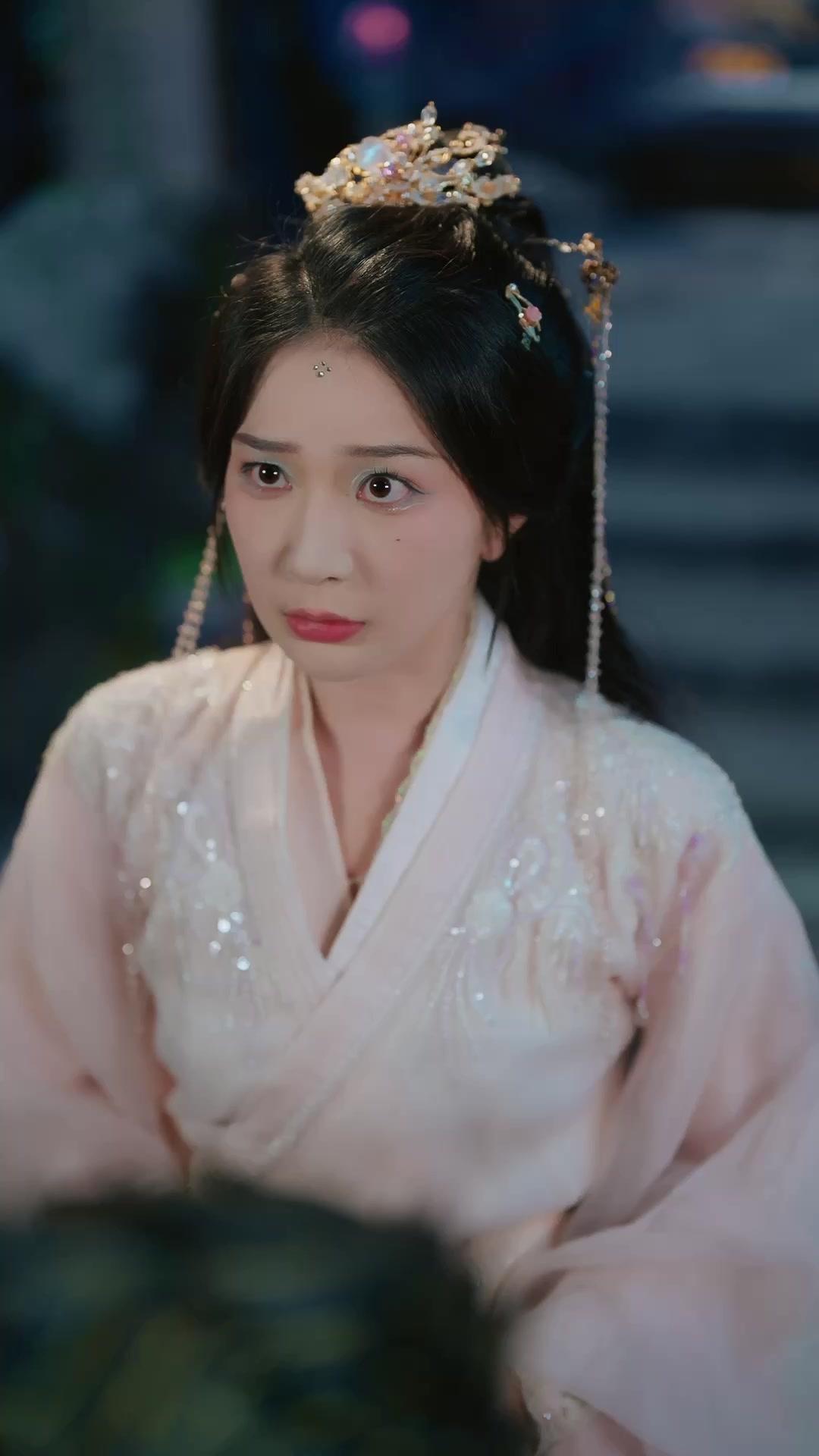 A Vilã… Que Quebra o Destino?!