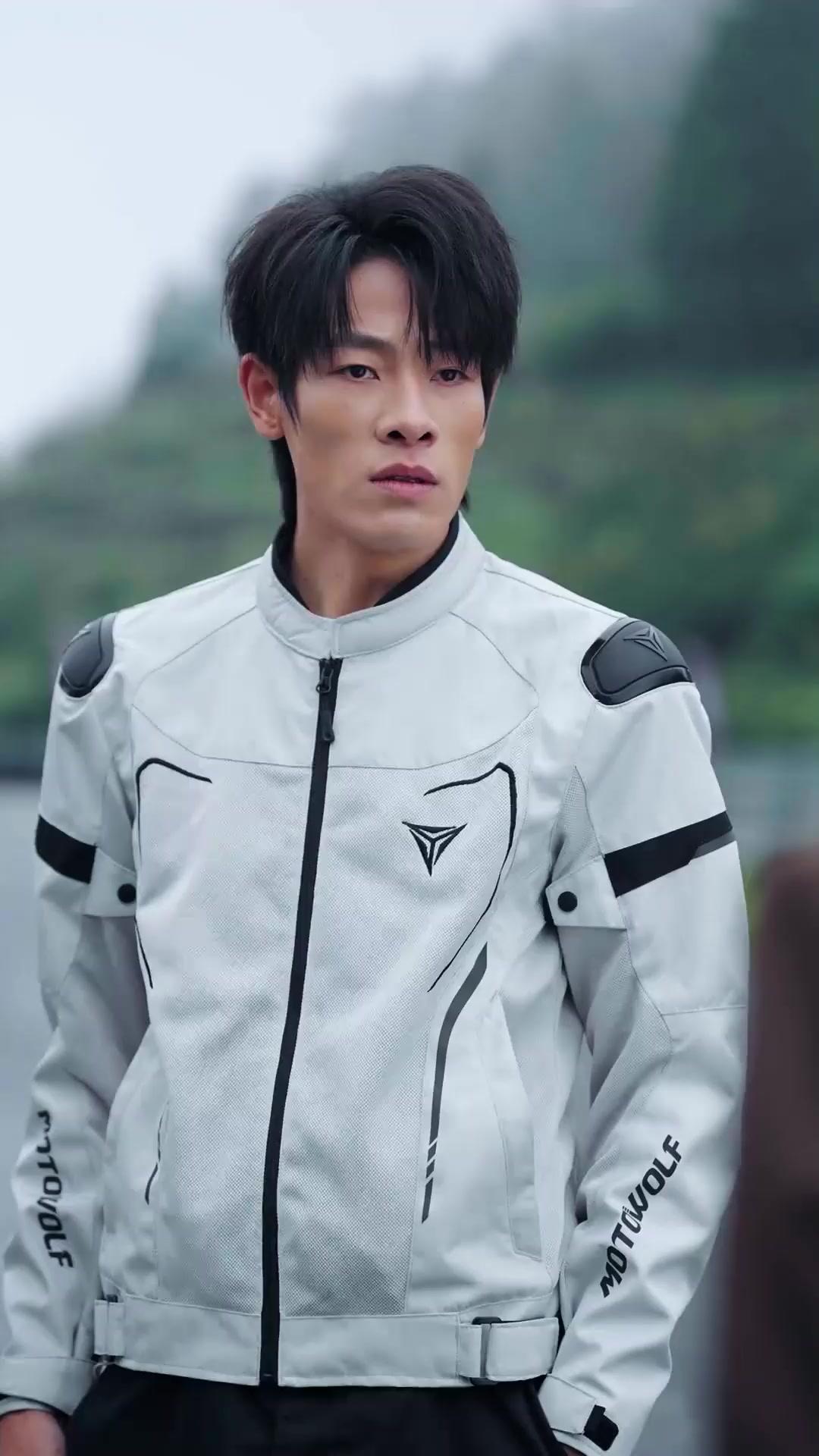 (Sulih suara) Kebangkitan Raja Balap