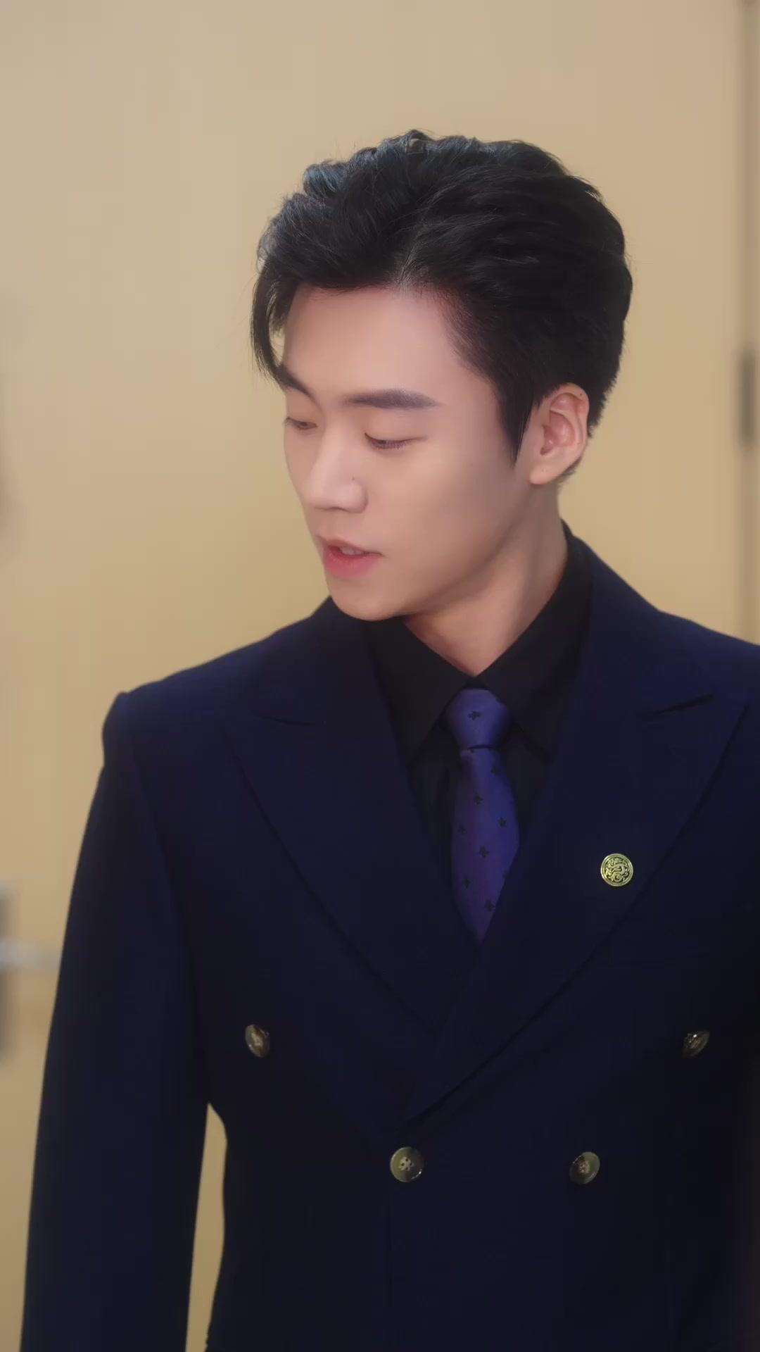 愛と呼ぶには 痛すぎる