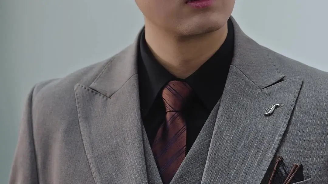 A Son's Vow: When Pearls Meet Steel in the Family War