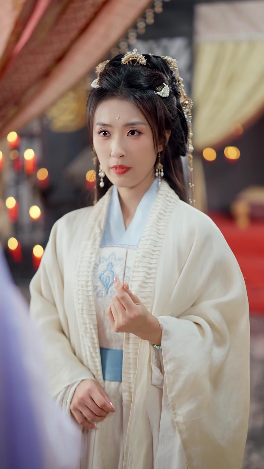 Bagaimana Kelip-kelip Boleh Bersaing Dengan Bulan