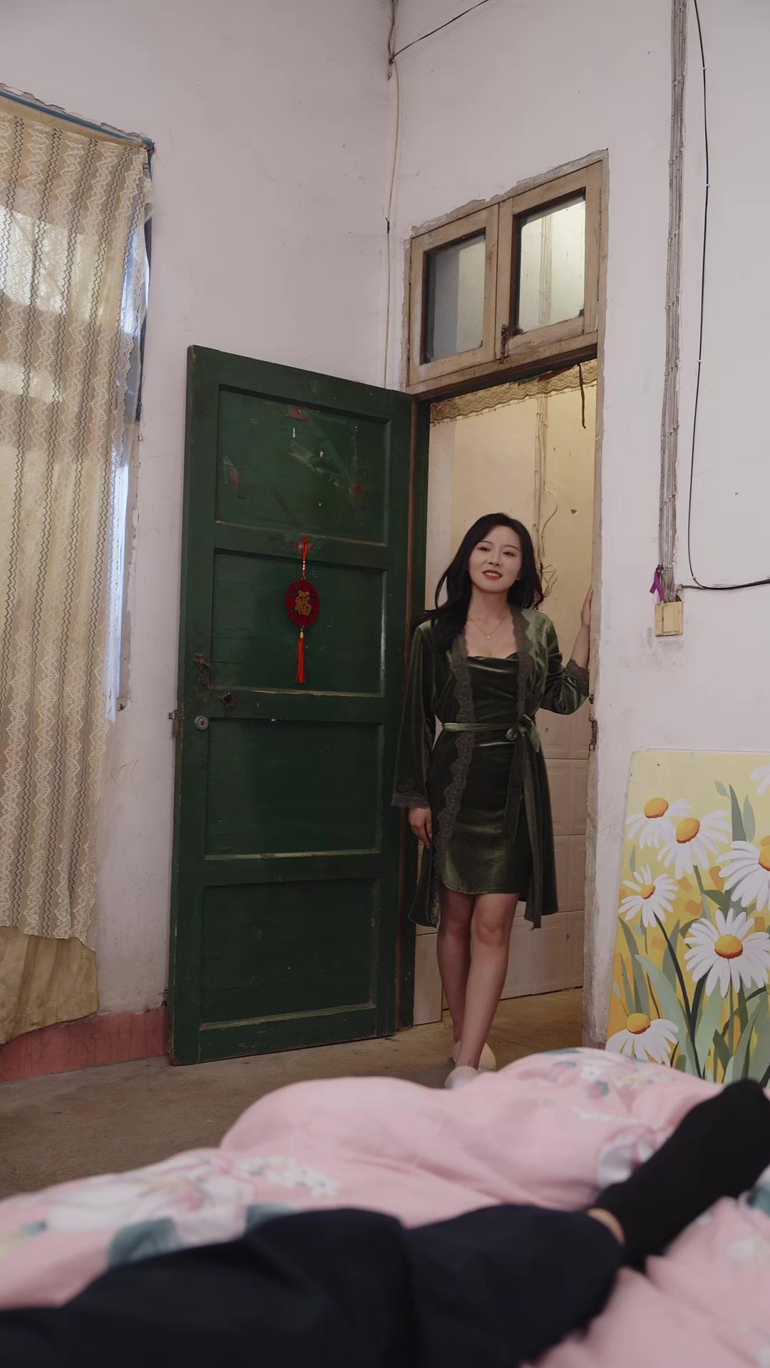 OMG, What's In That Truck?