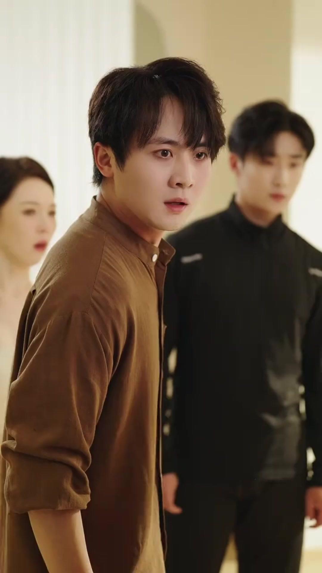 Esposa entre posturas