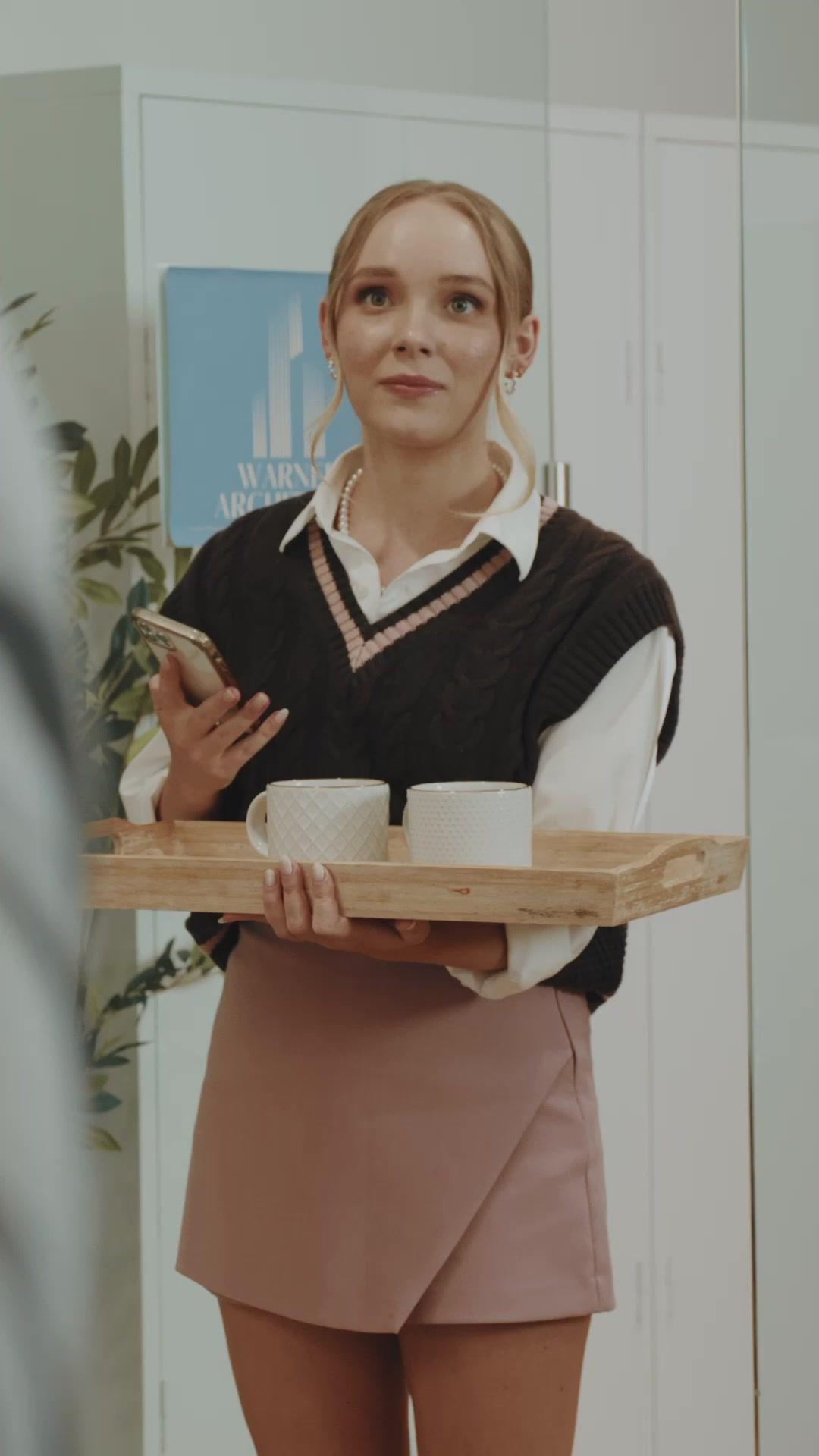 （Dublagem）Bilionário em Fuga Torna-se Minha Noiva