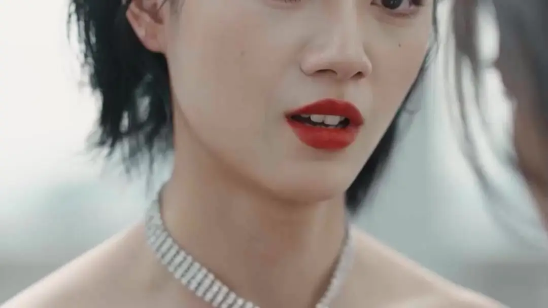 Silent Tears, Twisted Fate: When the Clutch Holds More Than Keys