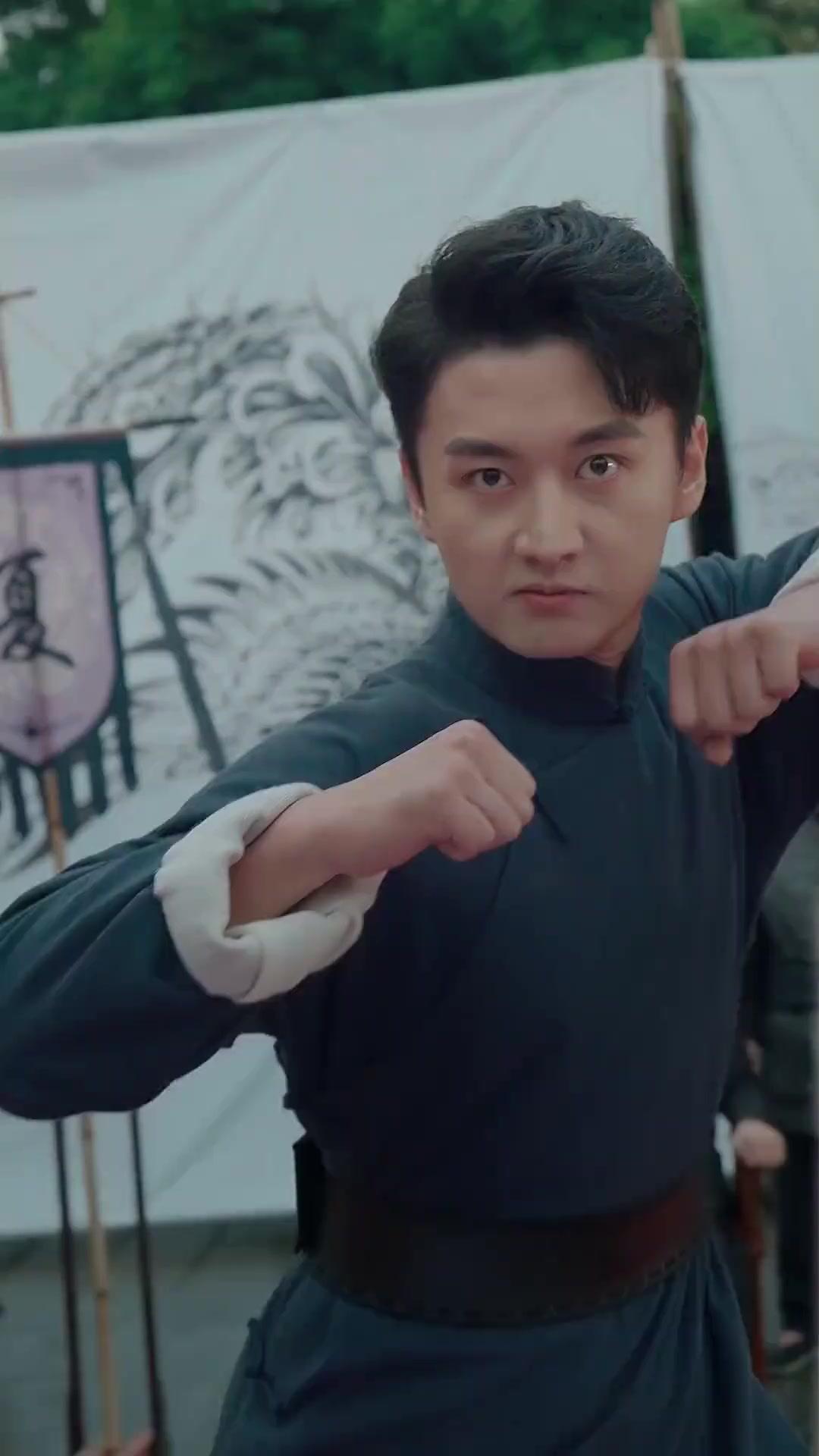 (Dubbed)No Trash, I'm OP!