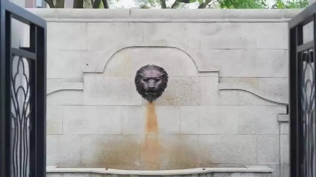 The Return of the Master: Where Gold Cards Hide Bloodlines