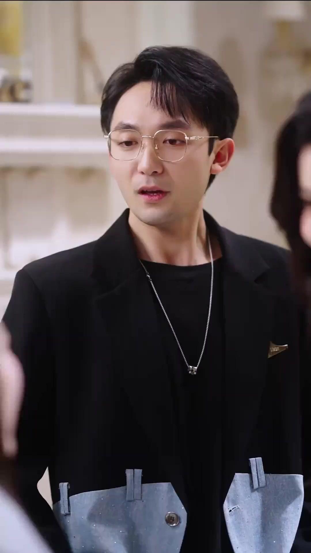 真の令嬢、崖っぷちから頂点へ