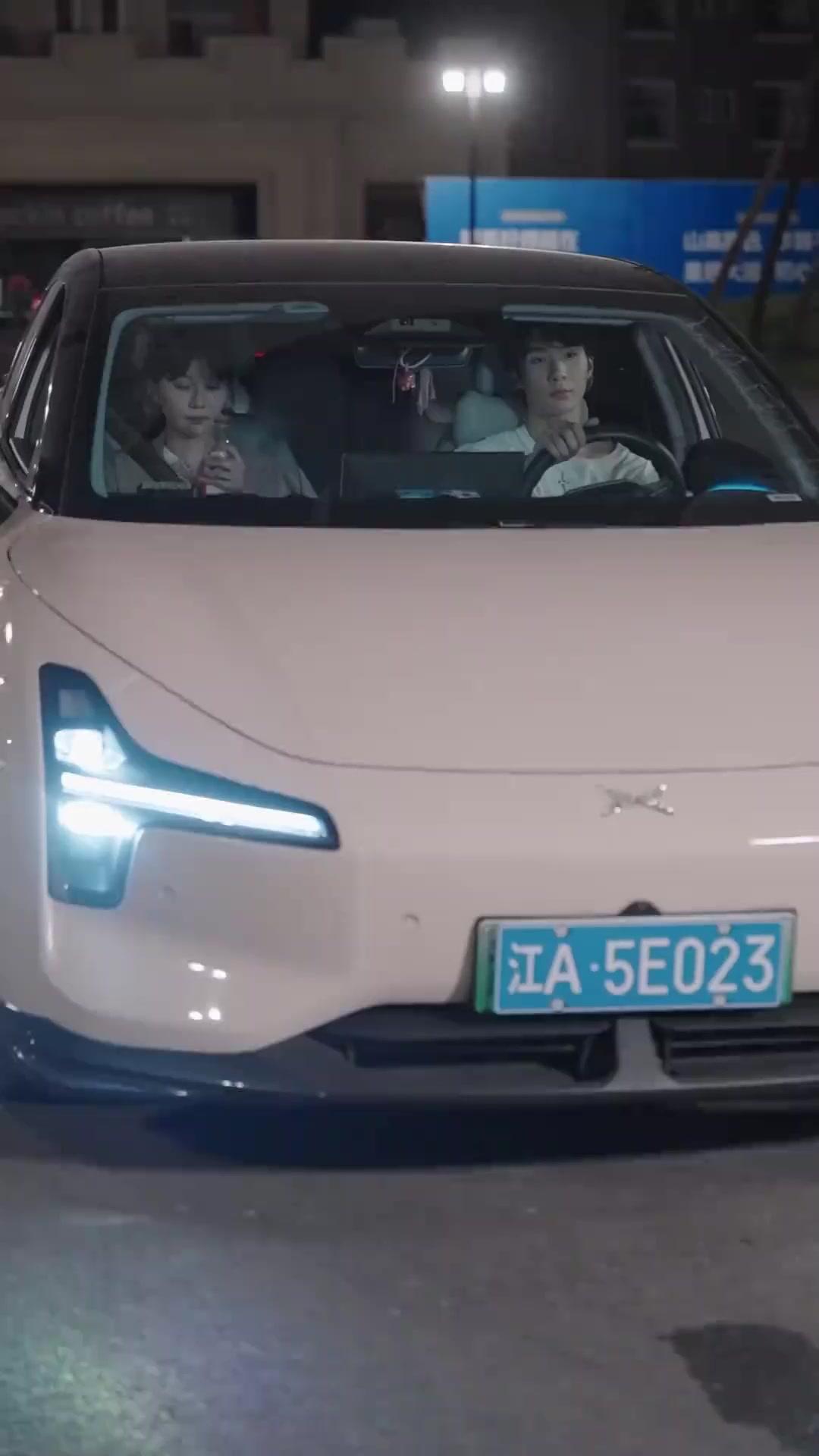 لقاء بعد الفراق