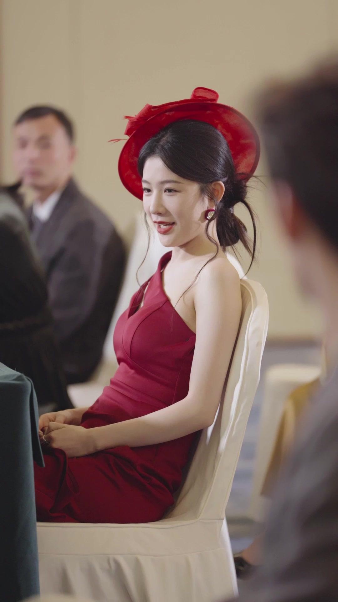 Api Dendam, Cinta yang Terkubur