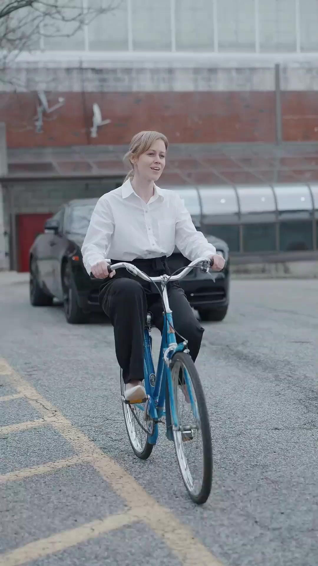 (Dublagem) De Criada a Dona