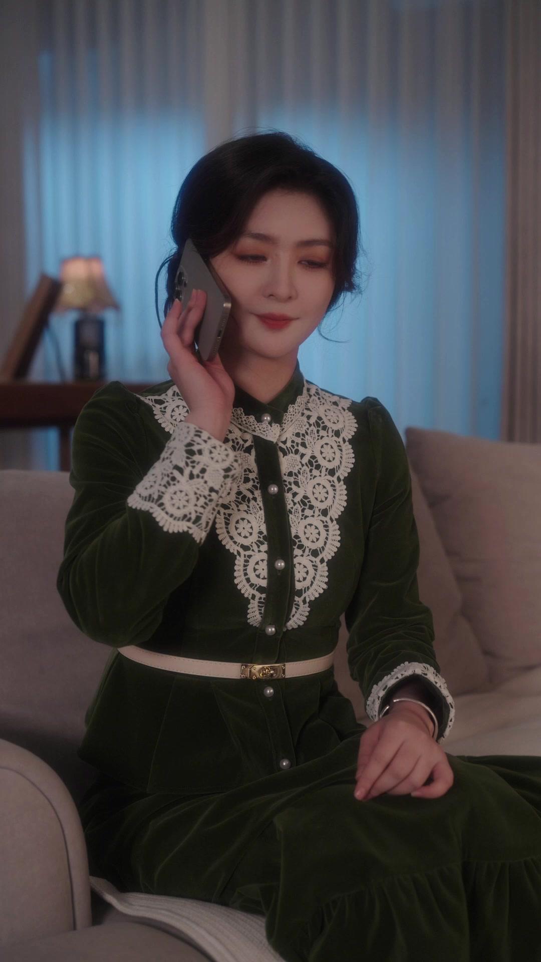 Jiwaku Jenderal, Tubuhku Istri CEO