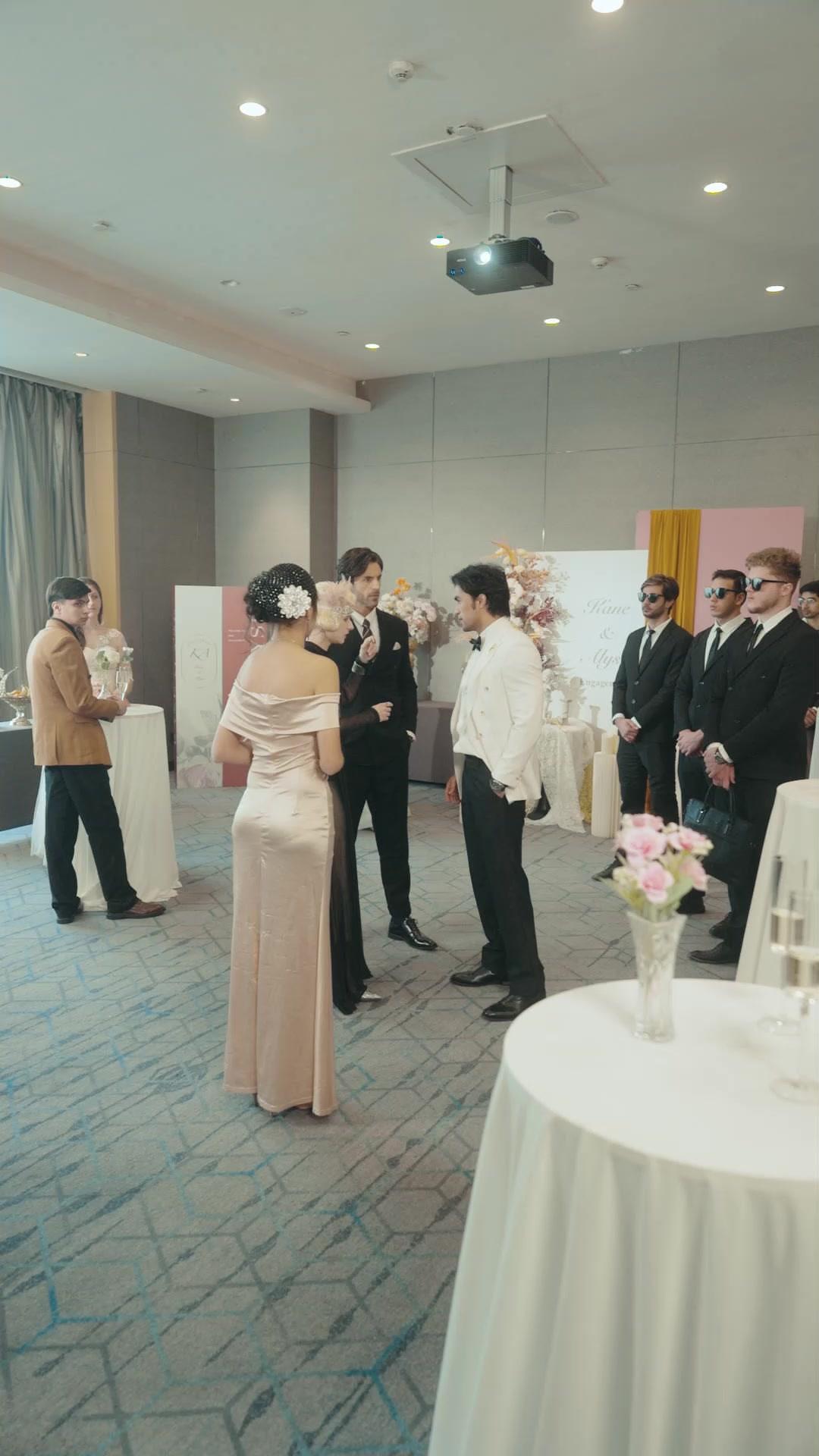 A Mistake at Sea: The Evil Bride Crossed the Billionaire Madam