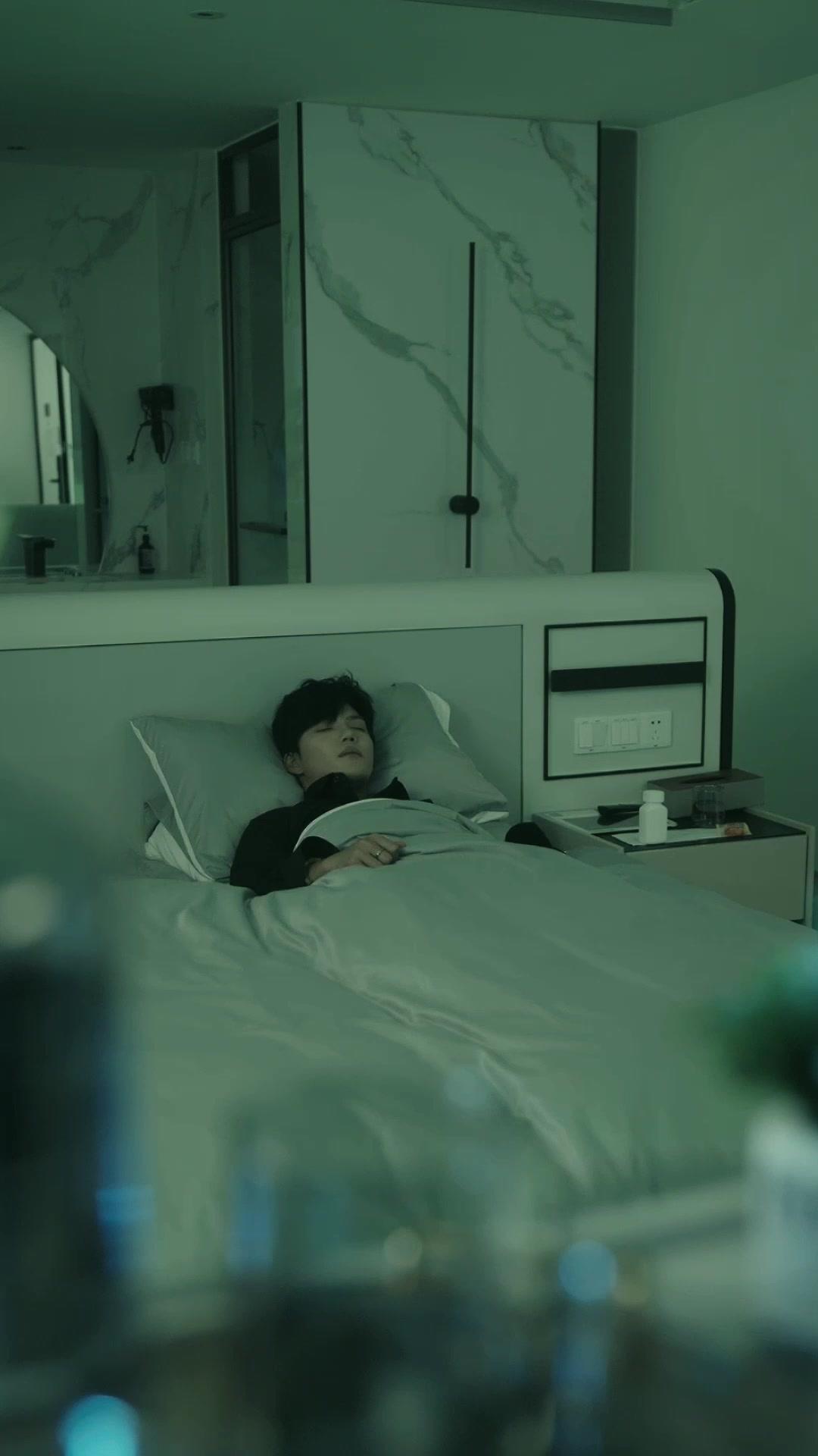 Fingiendo amnesia, atrapé un riquezón