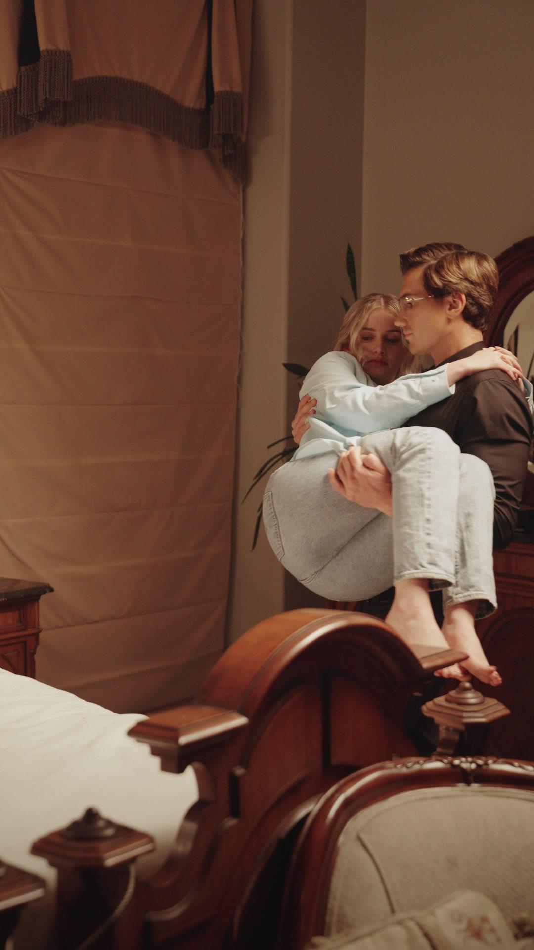 Abstinent CEO's Pregnant Sweetheart