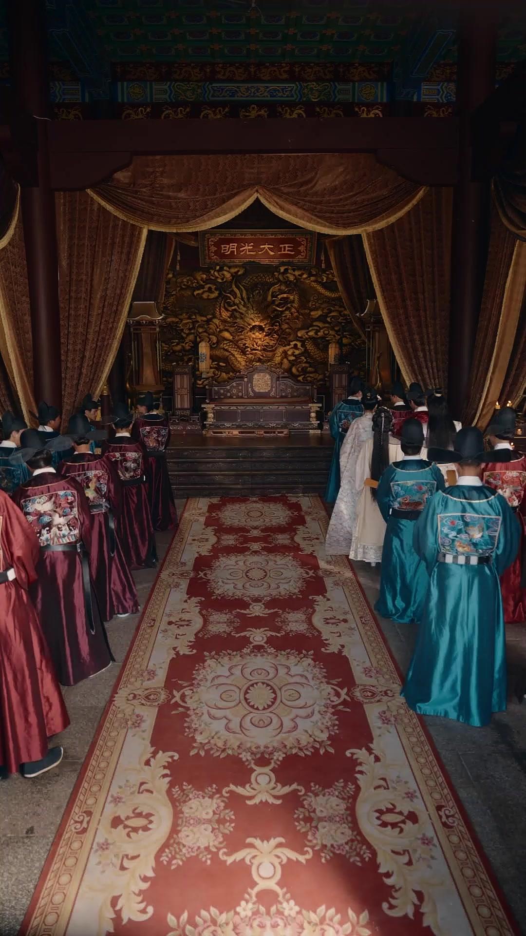 El velo de la corona