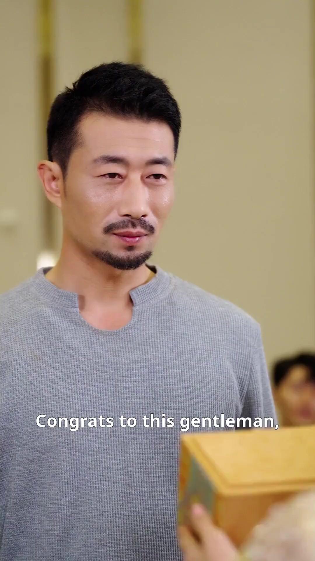 (Dubbed) Oh Yeah! Crazy Cashback, Crazier Girls