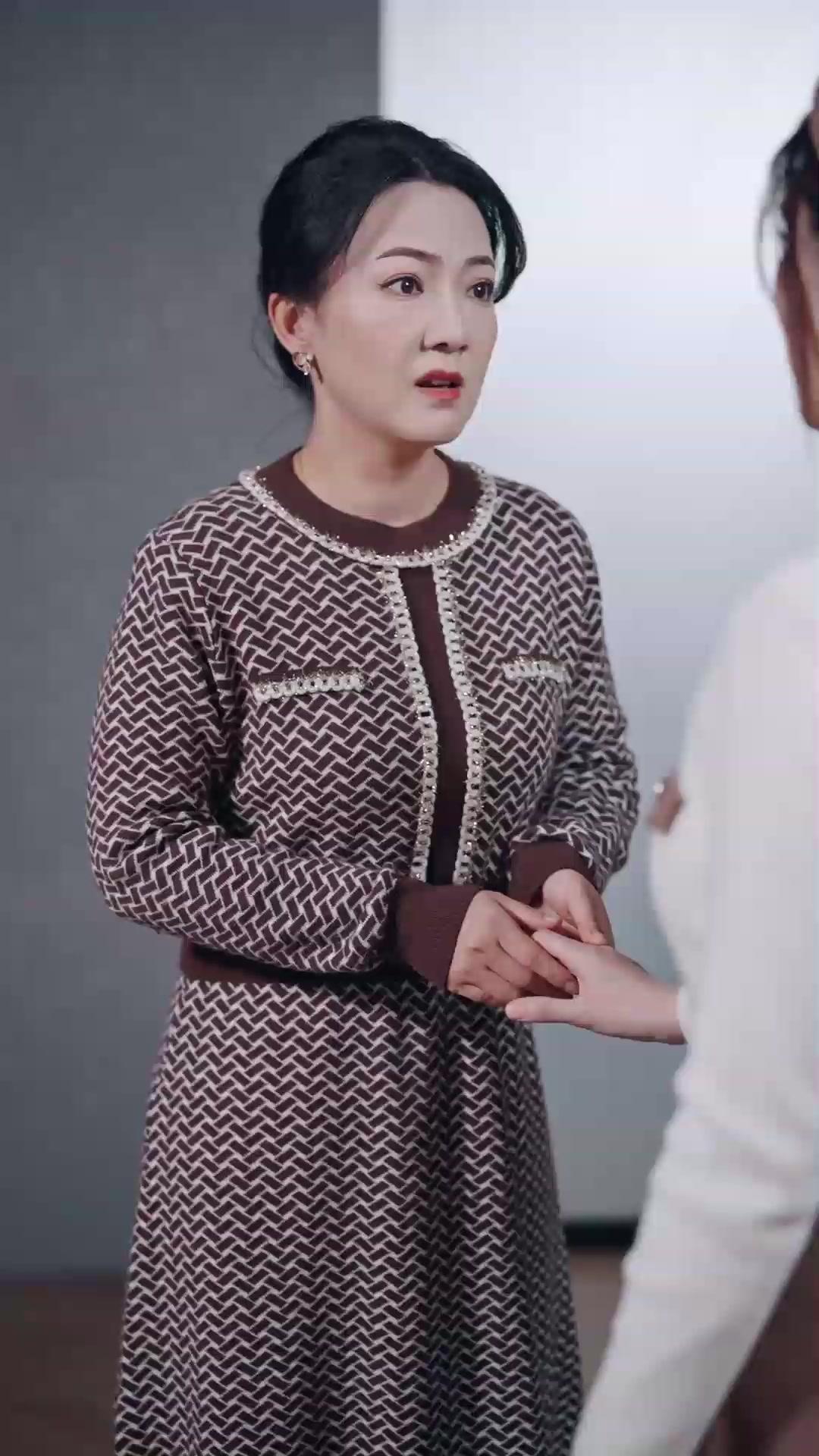 (Sulih suara)Aku dan Ibu Mertua Menghancurkan Keluarga Lelaki Brengsek Itu