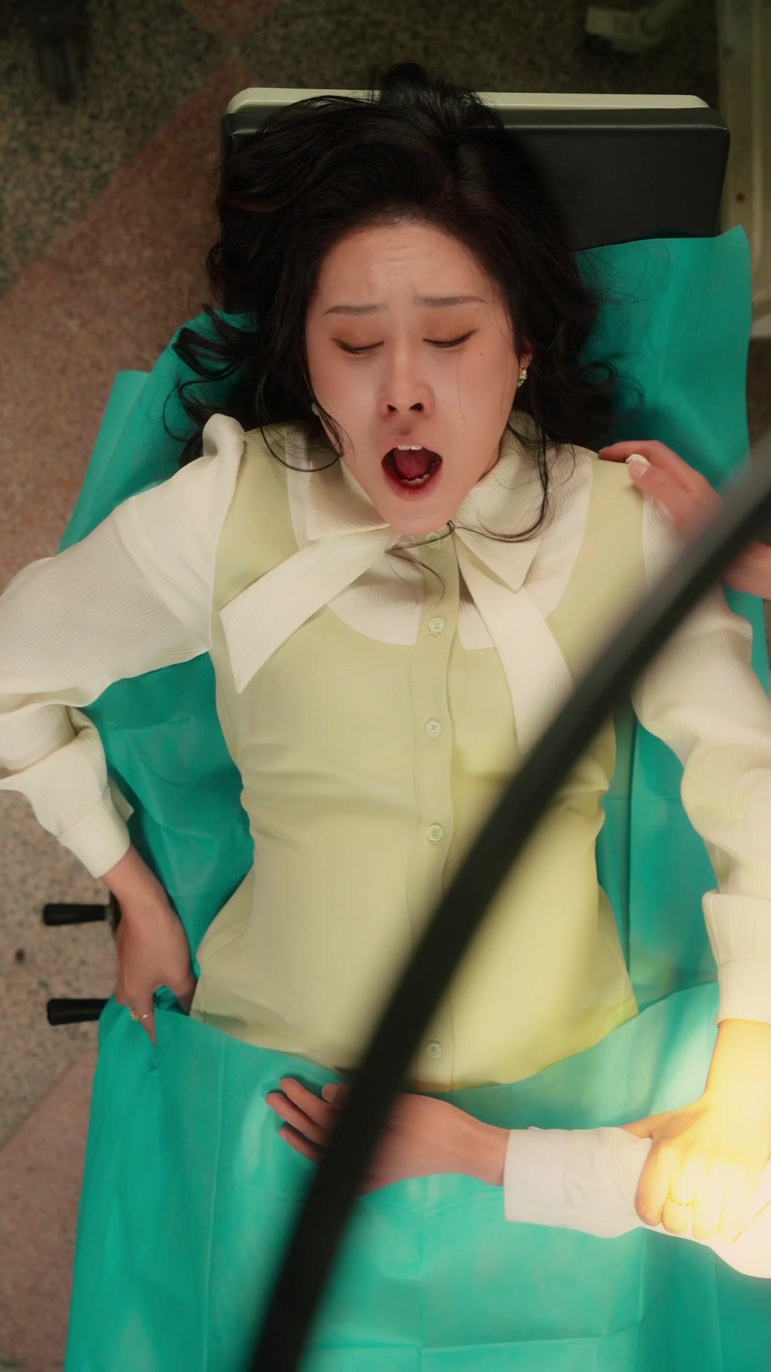 Mekar di Tengah Badai