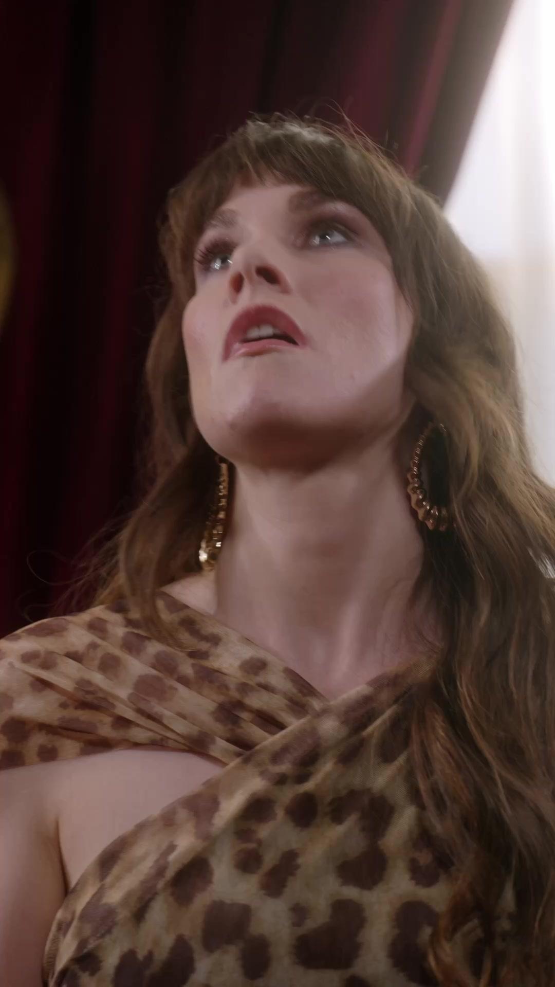 The Mafia Boss' Secret Maid